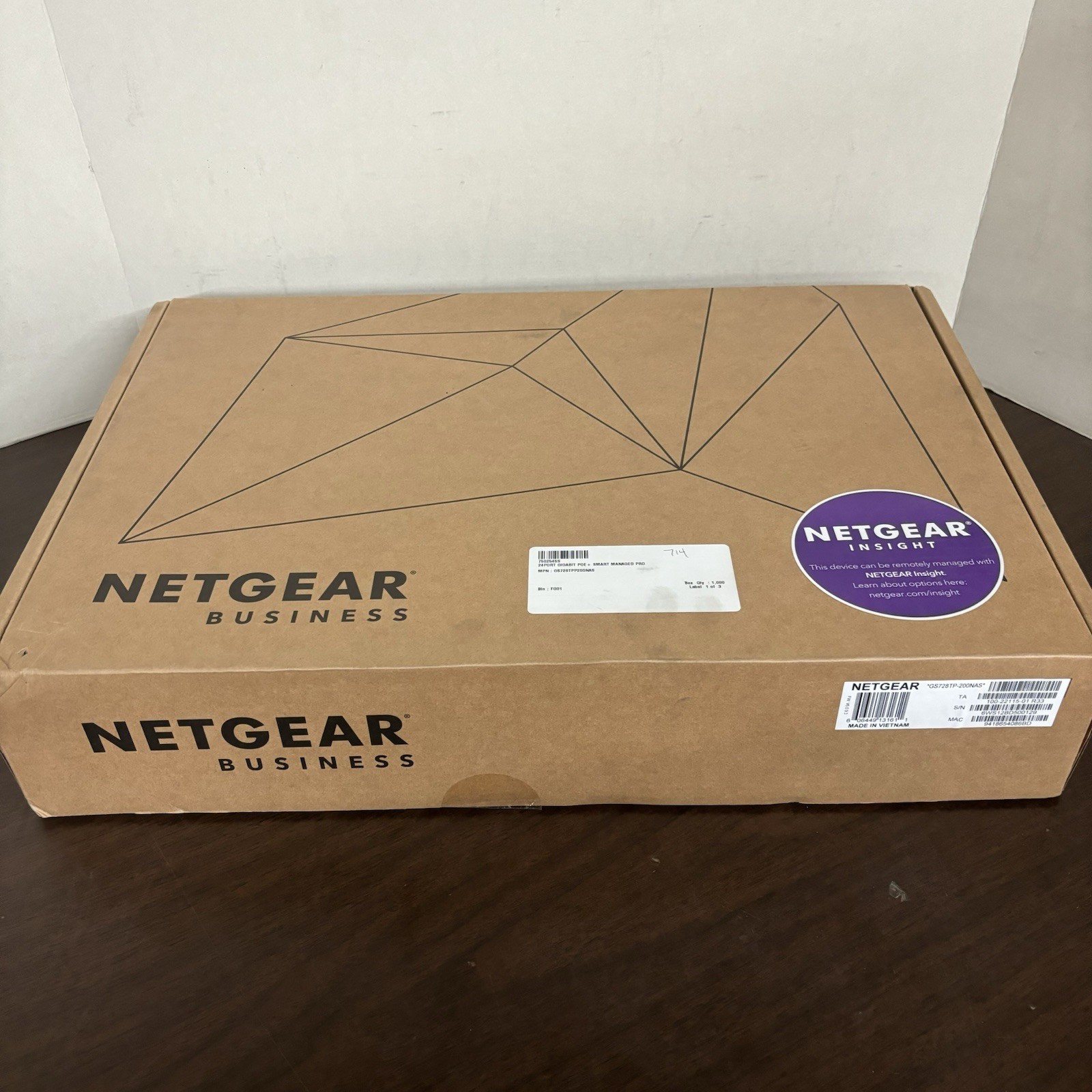 NEW Netgear GS728TP-200NAS Smart Managed Pro PoE Switch