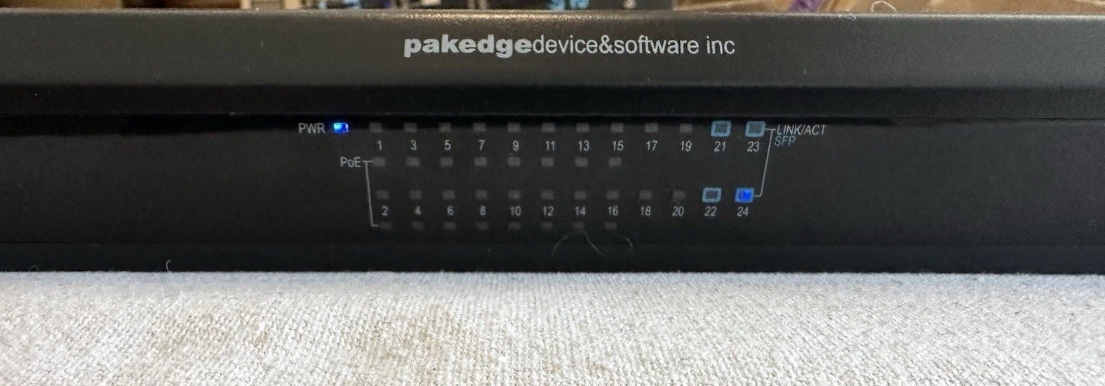 Pakedge Device & Sofware Inc. SX-24P16 24-Port Managed PoE Switch