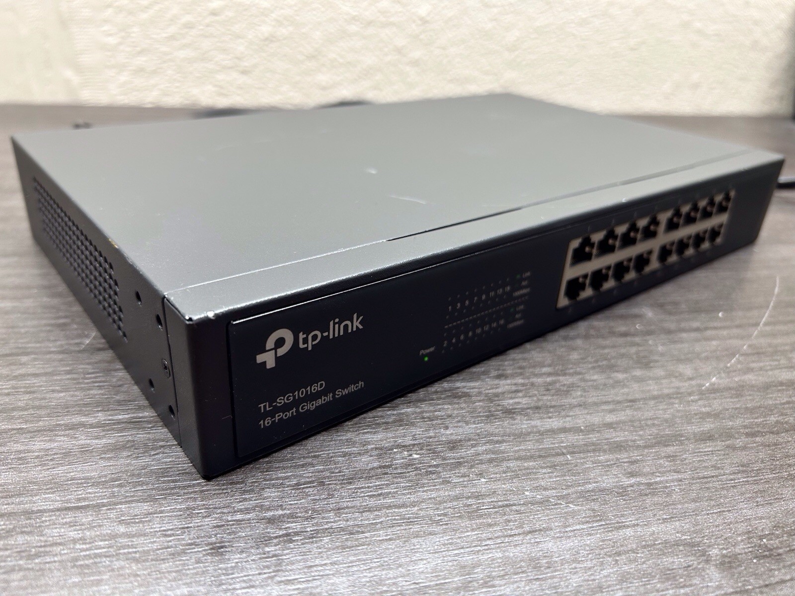 TP-Link TL-SG1016D 16-Port Gigabit Easy Switch | #D318