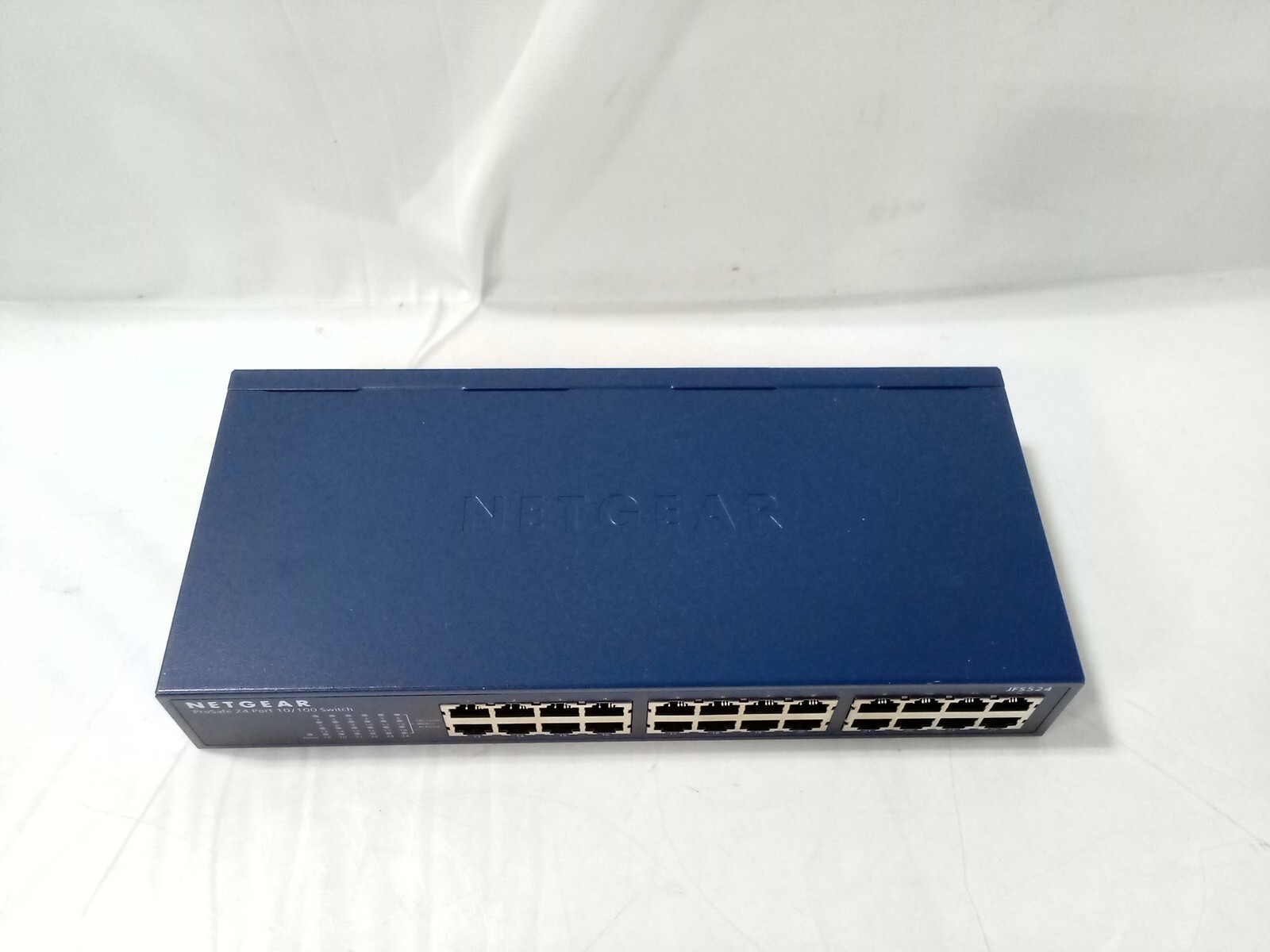 NetGear ProSafe 24 Port 10/100 Switch JFS524v2