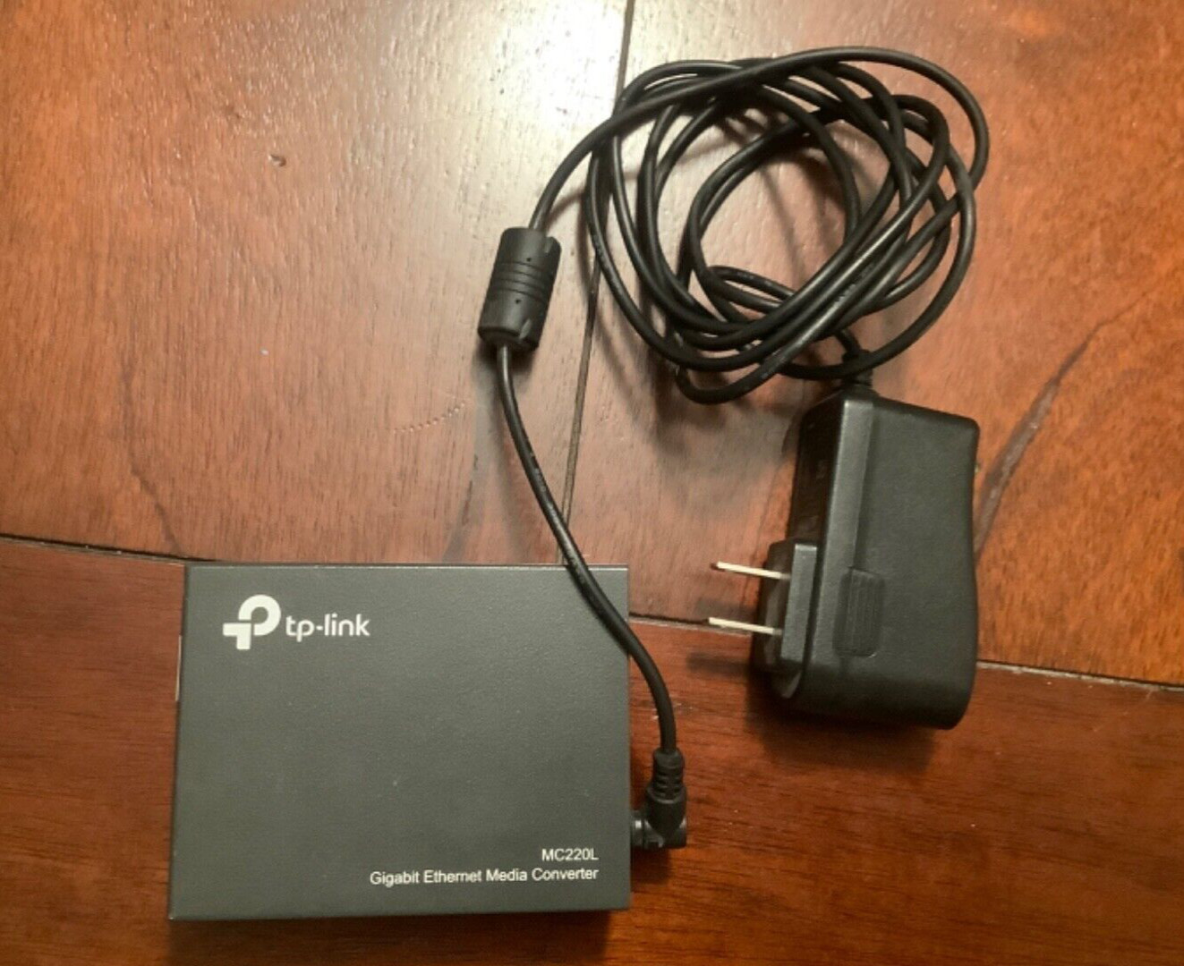 TP-Link MC220L Gigabit Ethernet Media Converter With Power Adapter
