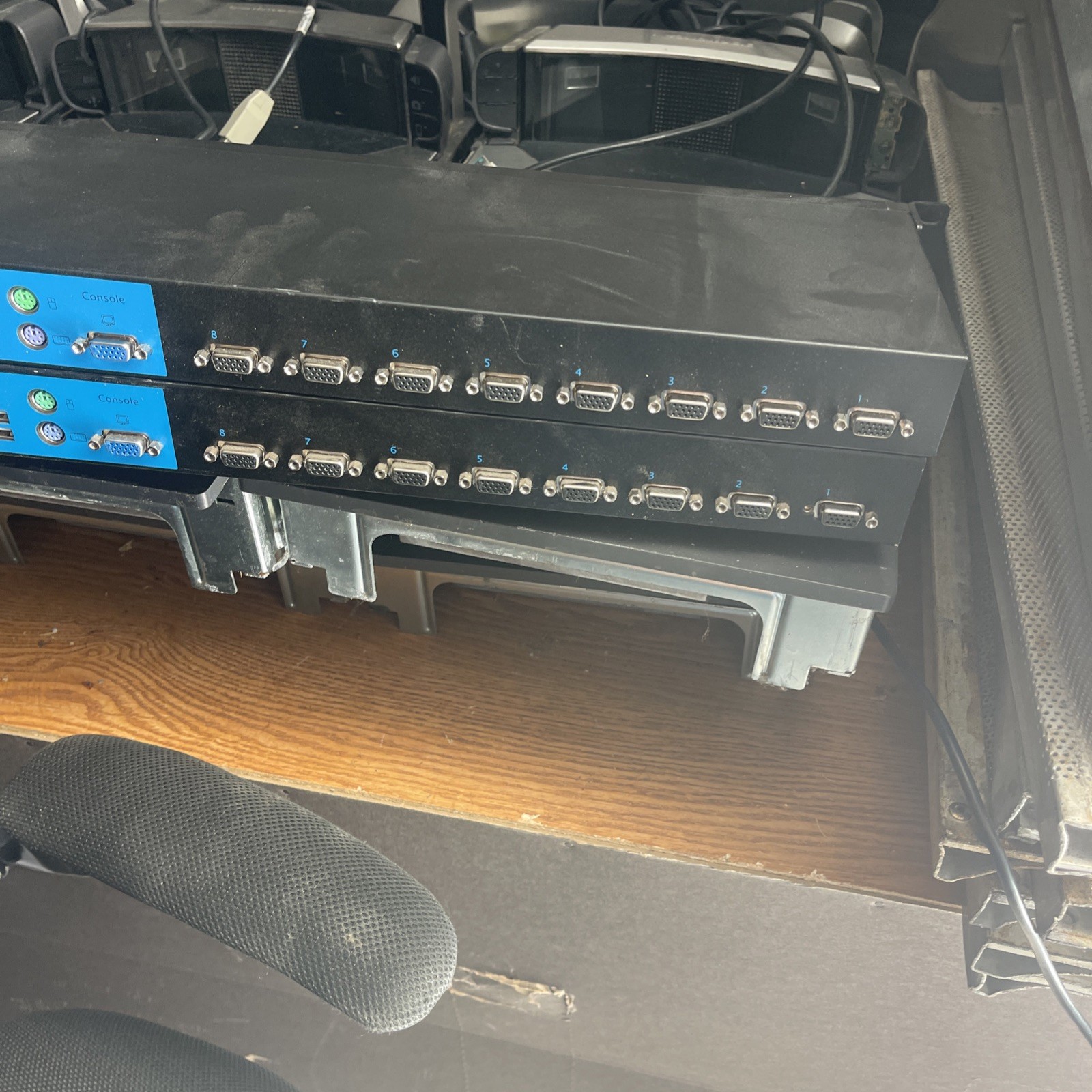 EZswitch EZ-108 expreZo Switch 8 Computer Rack-mountable 1U