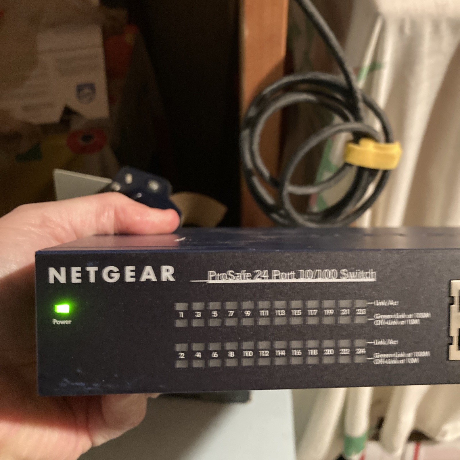 Netgear ProSafe JFS524 Network Fast Ethernet Switch 24-Port 10/100-C