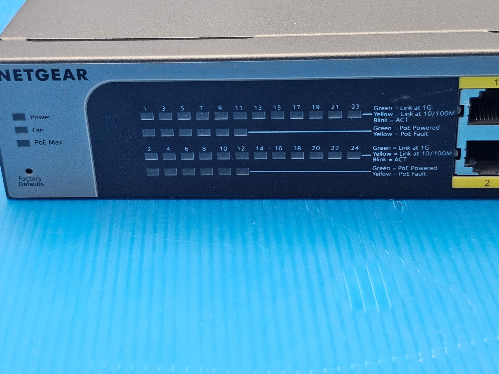 NetGear JGS524PE ProSafe Plus 24-Port Gigabit 12xPoE Ethernet Network Switch
