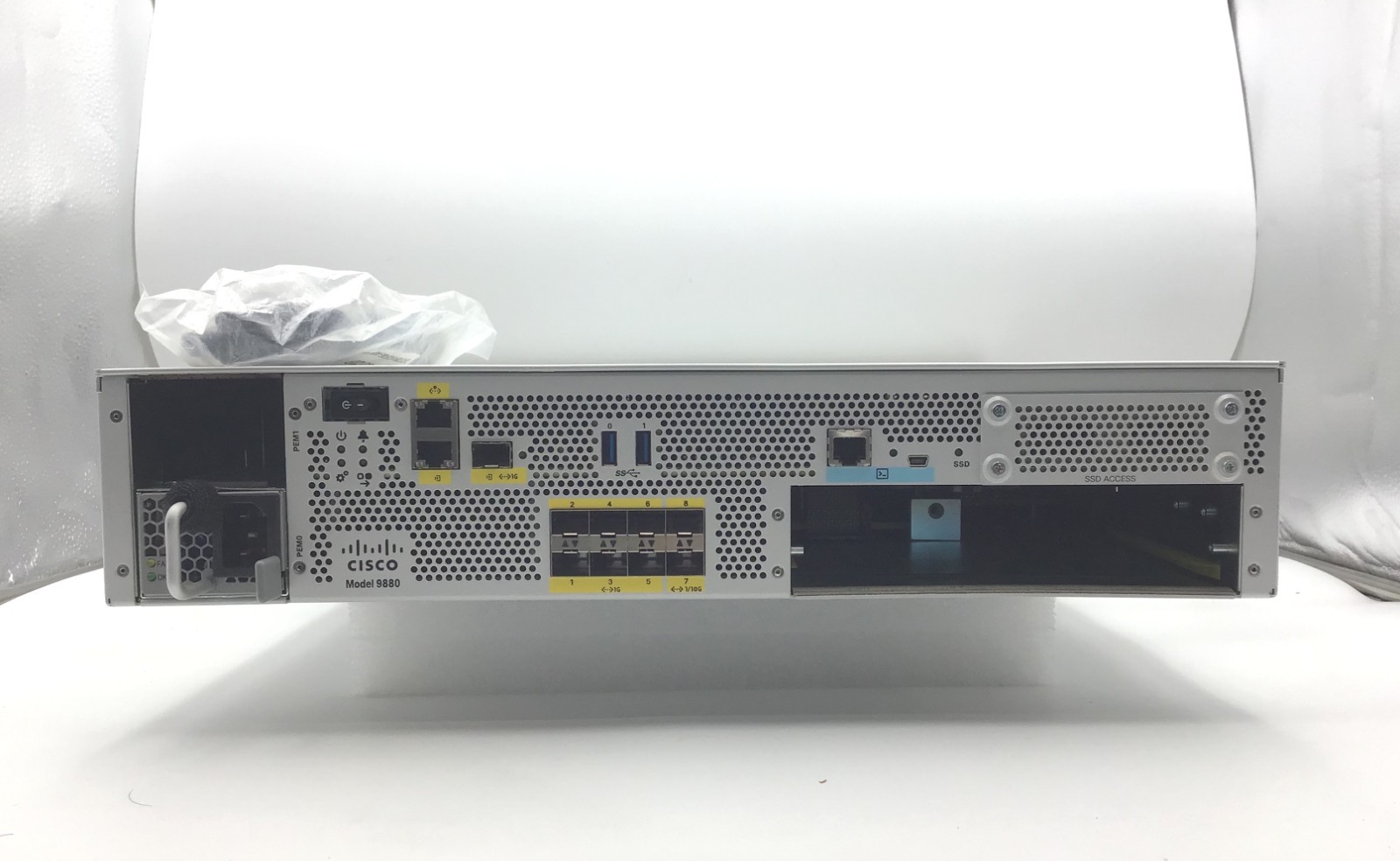Cisco C9800-80-K9 Catalyst 9800 Series Wireless Controller 1