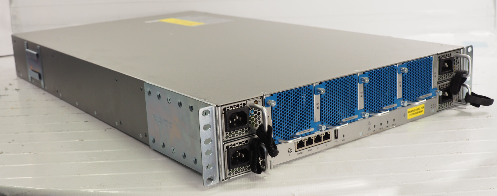 CISCO Nexus N5K-C56128P-V03 48 SFP 4 XFP Port 2.56 Tbps 10GbE Switch