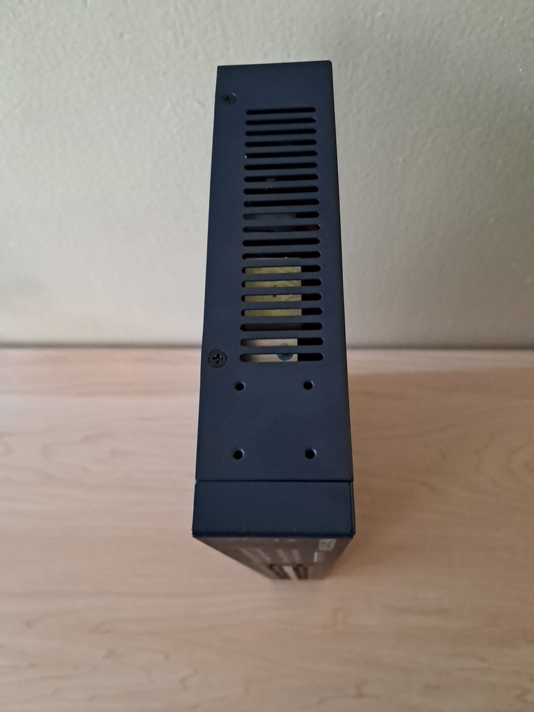 NETGEAR JFS524 PROSAFE 24-PORT 10/100 ETHERNET SWITCH – open box
