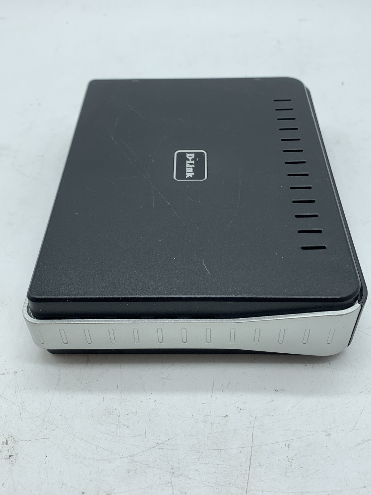 D-Link DGS-2205 5-Port Gigabit Ethernet Switch No Power Cable w/ FREE SHIPPING