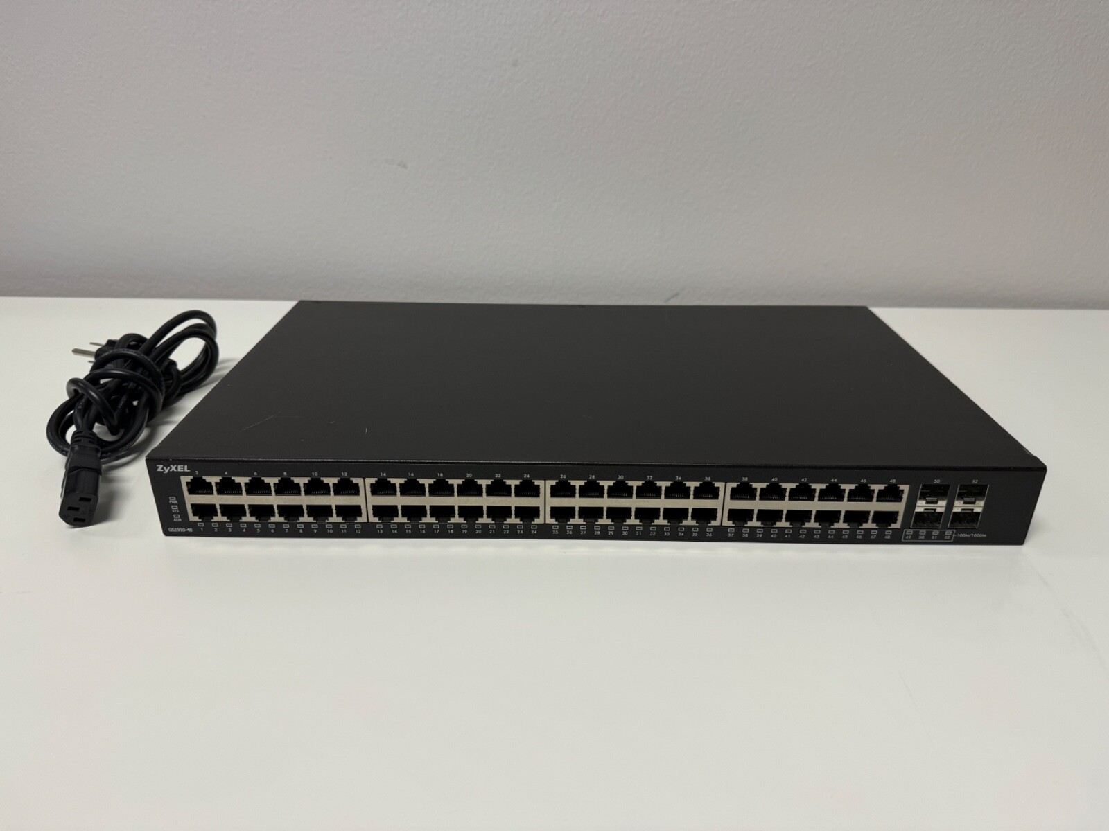 ZyXEL GS1910-48 48-port Rack-Mountable Plug-in Module Ethernet Switch | Works!