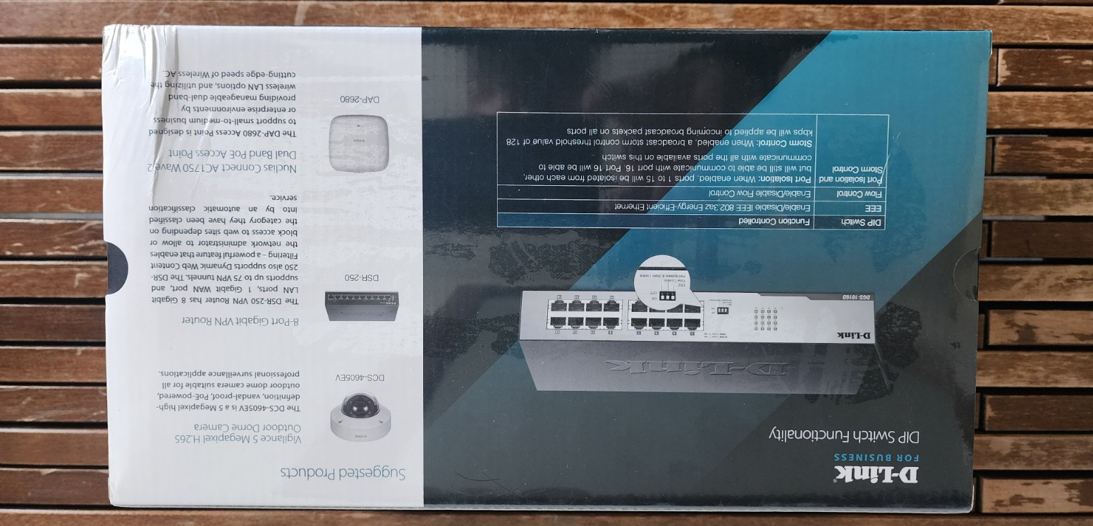 D-Link DGS-1016D 16-Port Gigabit Unmanaged Layer 2 Rackmount RJ-45 Switch