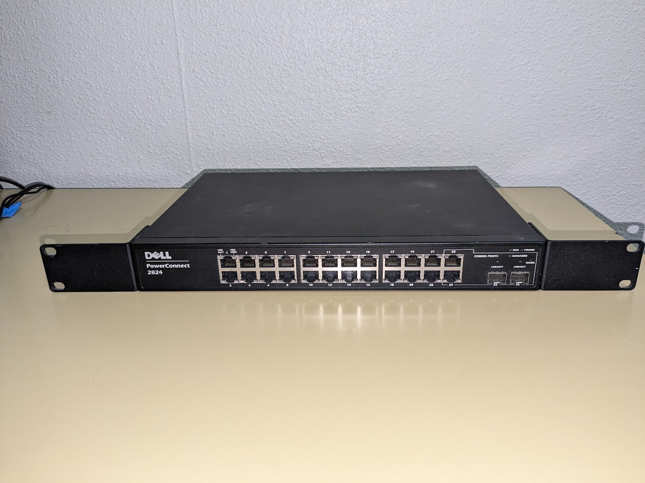 Dell M521M PowerConnect 2824 24-Port 10/100/1000Base-T Managed Switch