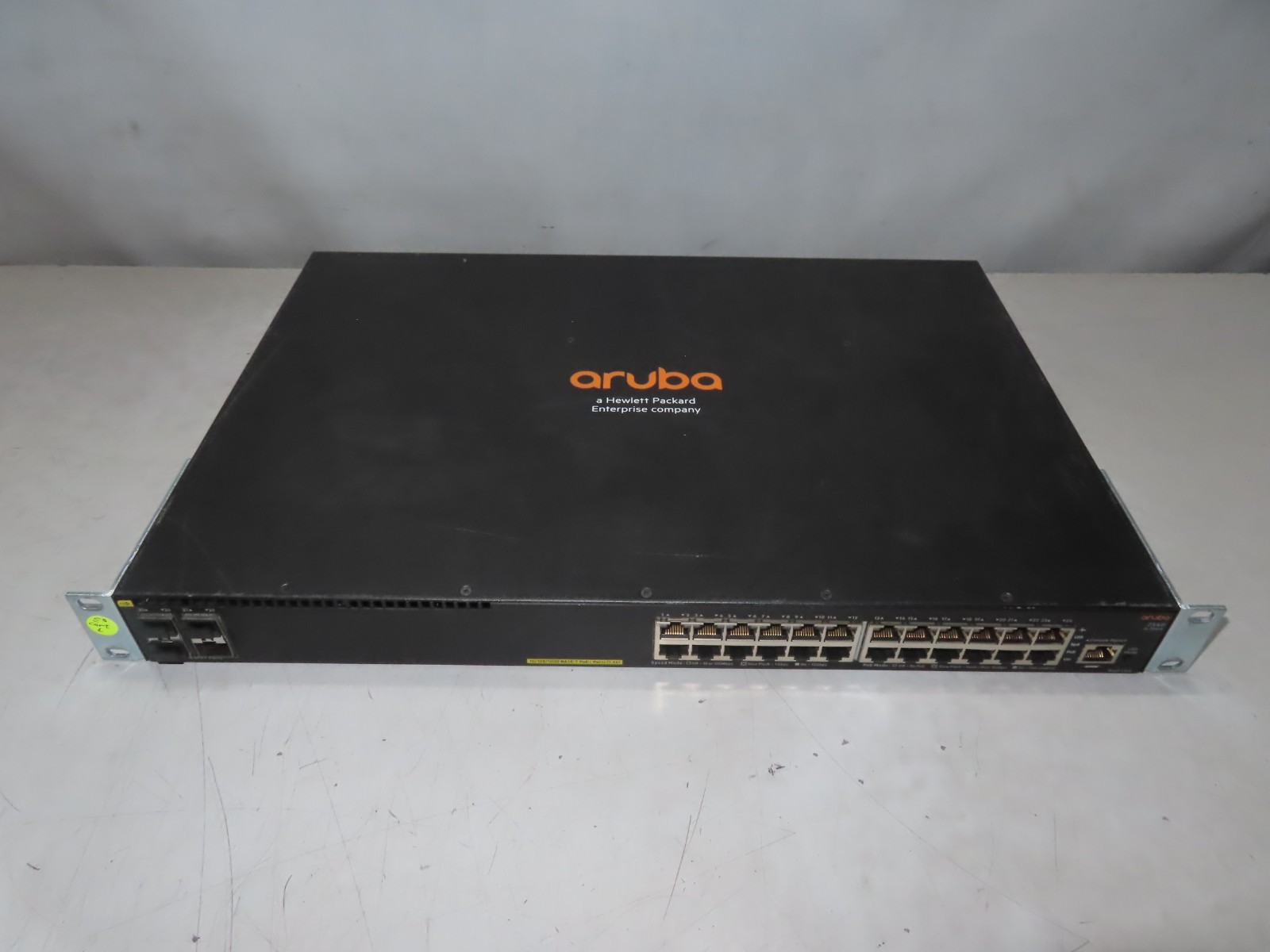 Aruba | JL356A | 2540 24-Port PoE Gigabit Managed Switch 4x SFP+. For Parts
