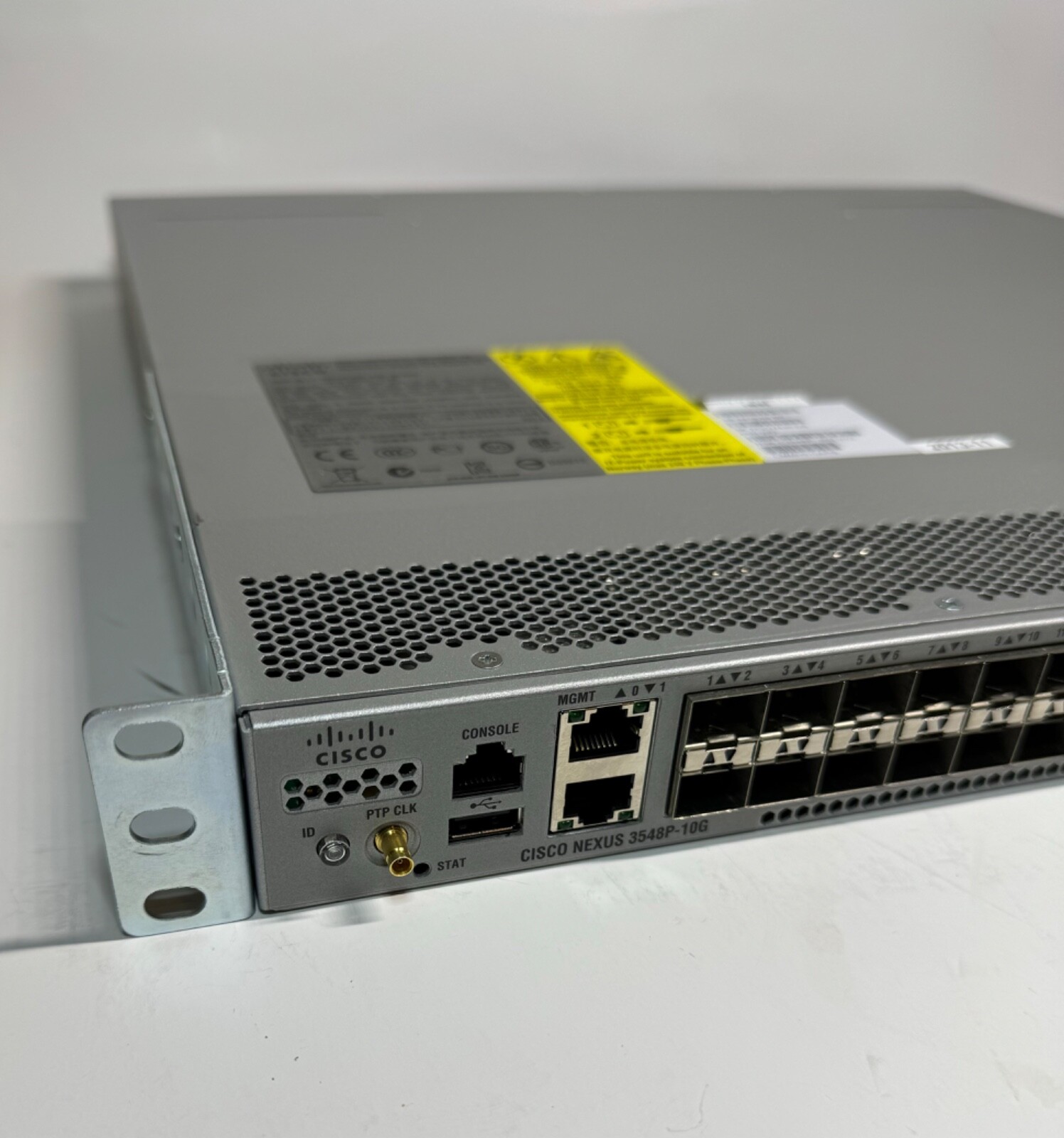 Cisco Nexus 3548P-10G N3K-C3548P-10G V02 48-Port SFP+ Switch w/ Dual Power