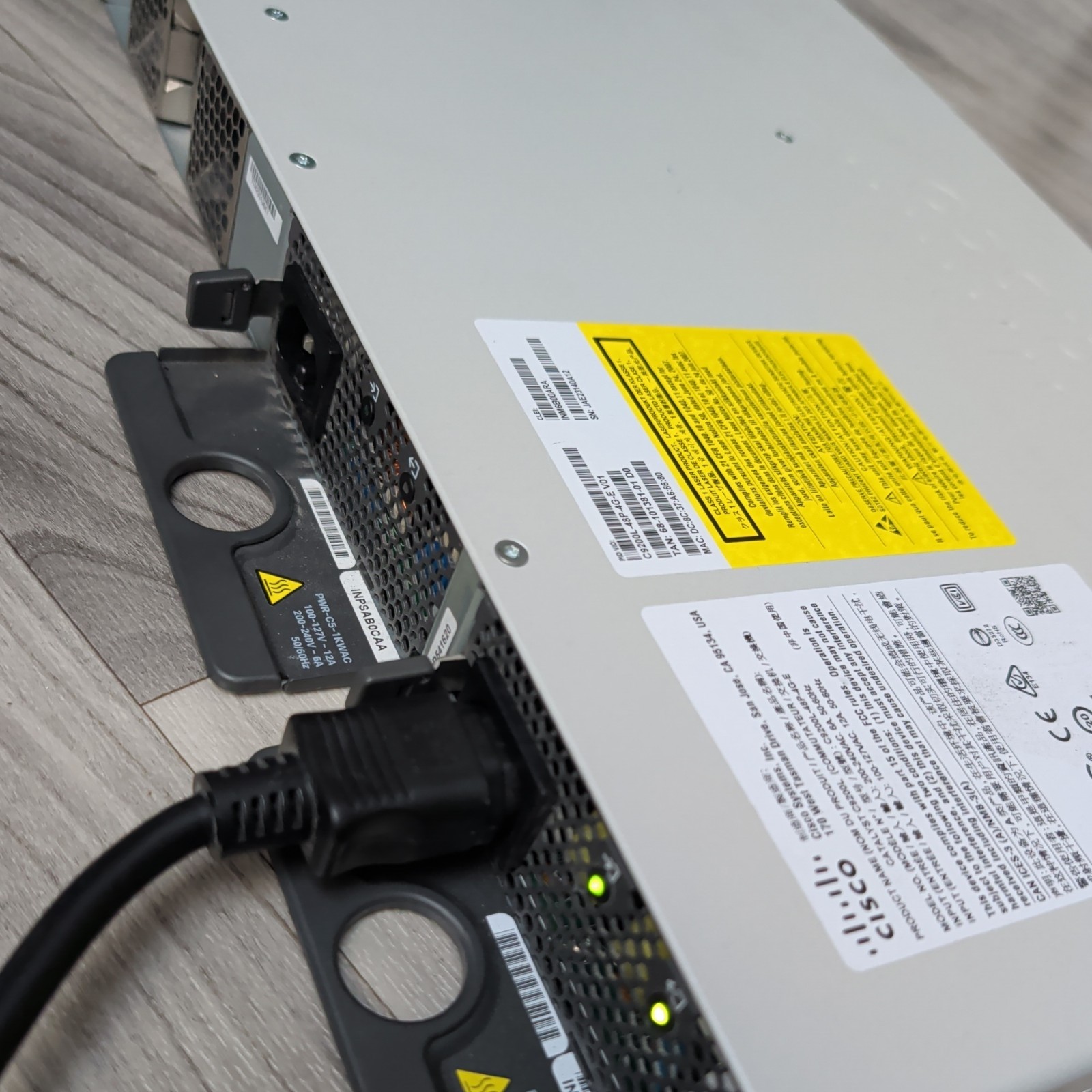 Cisco C9200L-48P-4G-E Catalyst 9200L 48 PoE+ Port Switch – 4 x 1G Uplink