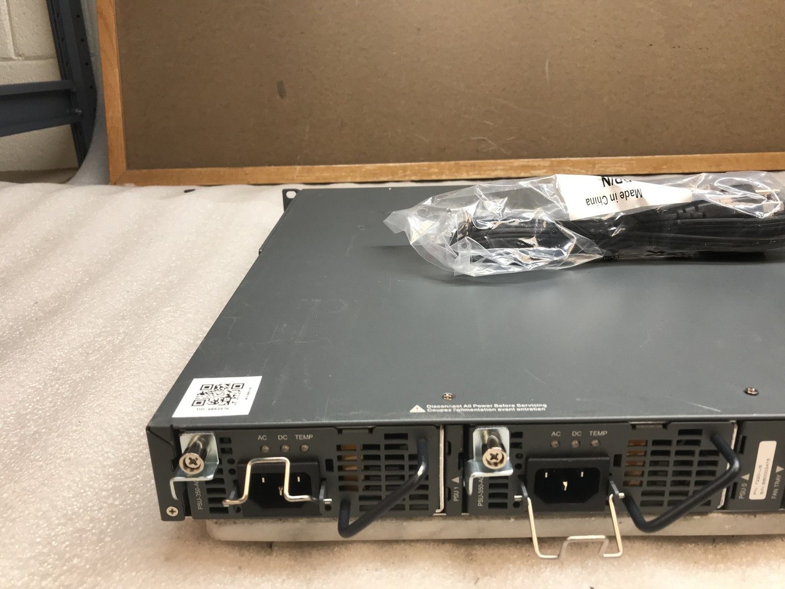 HP Aruba 7220 Network Mobility Management Controller w/ Power and 1xSFP-10G-SR