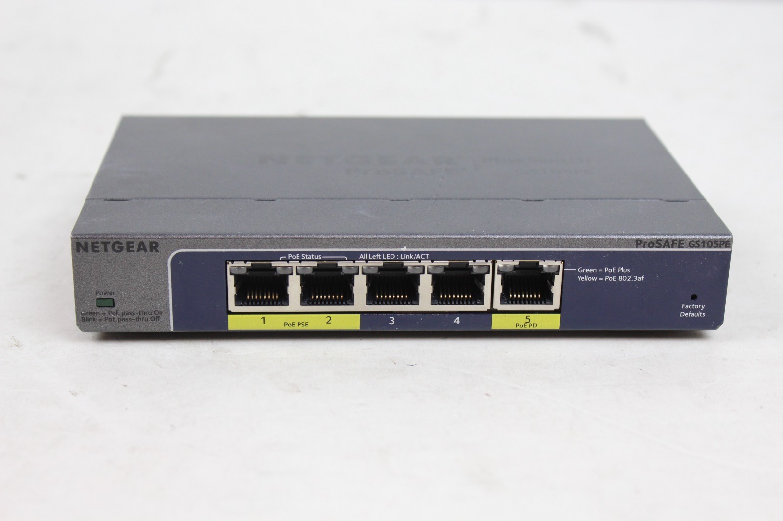 NETGEAR GS105 5 Port Standalone POE Ethernet Switch – GS105PE NO CABLES