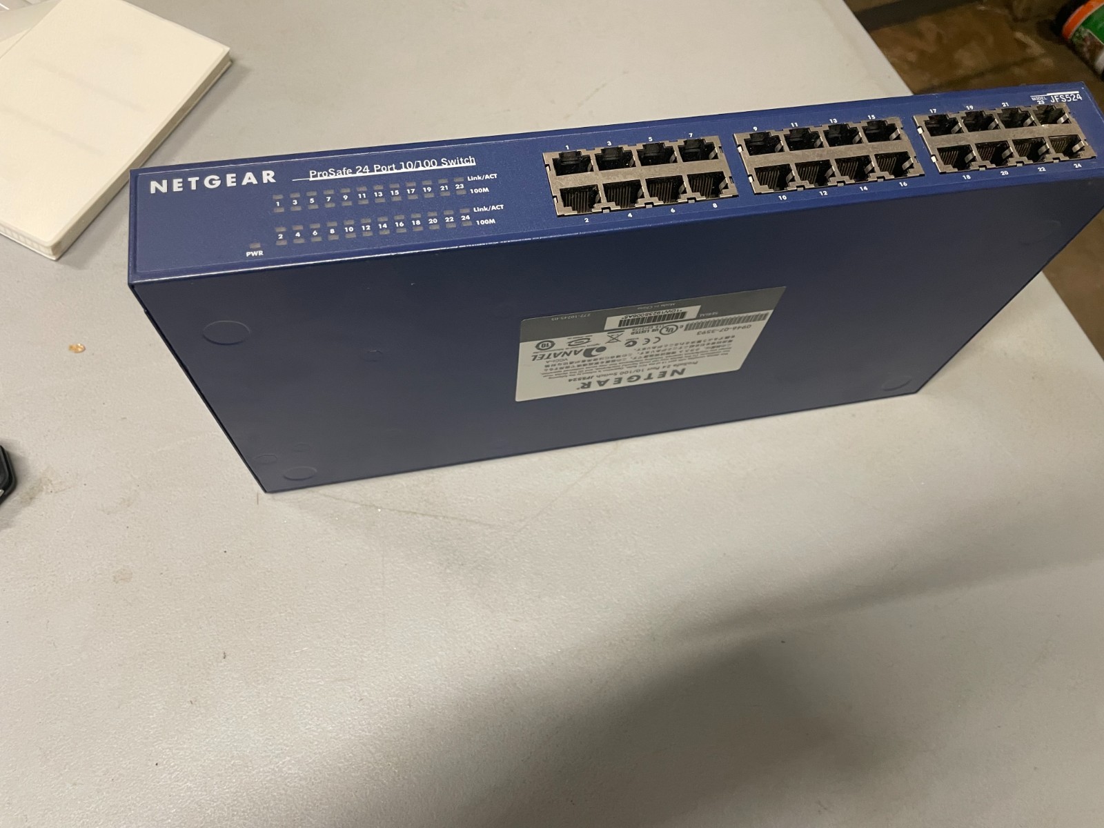 Netgear ProSafe JFS524 24-Port Fast Ethernet 10/100Mbps Network Switch