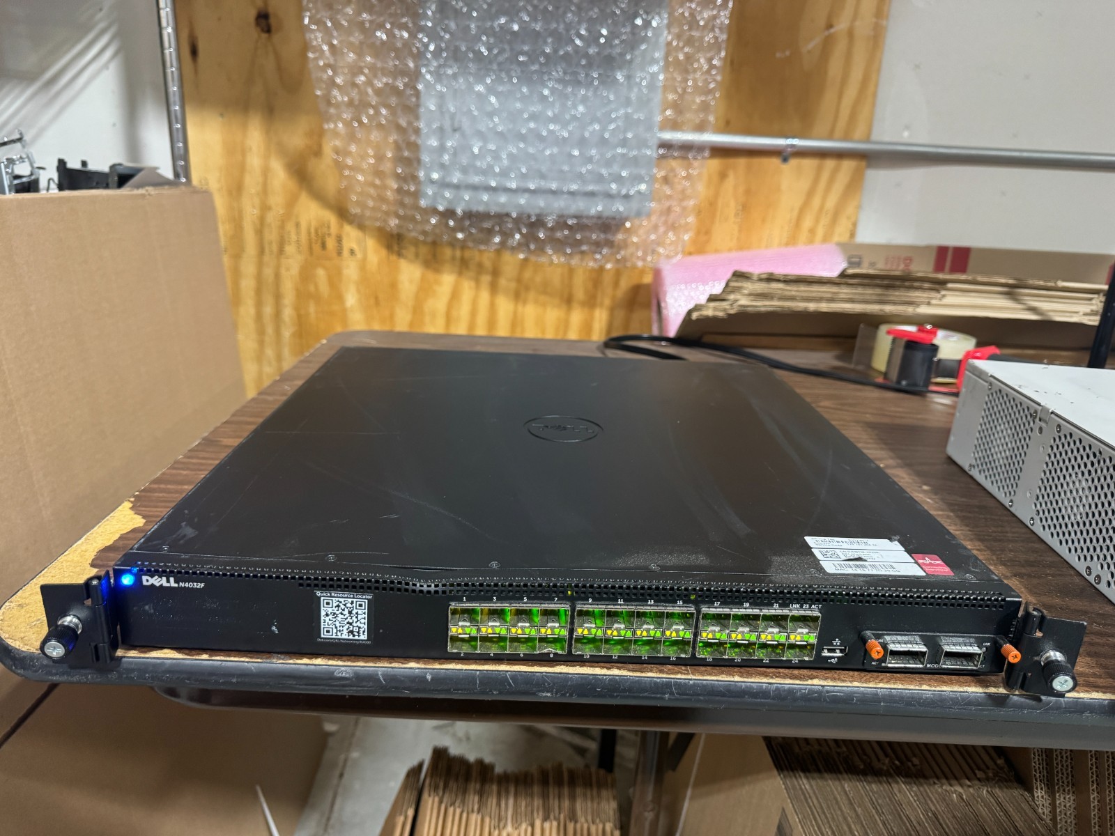 DELL N4032F 24-Port Gigabit Ethernet Switch – Unit Only