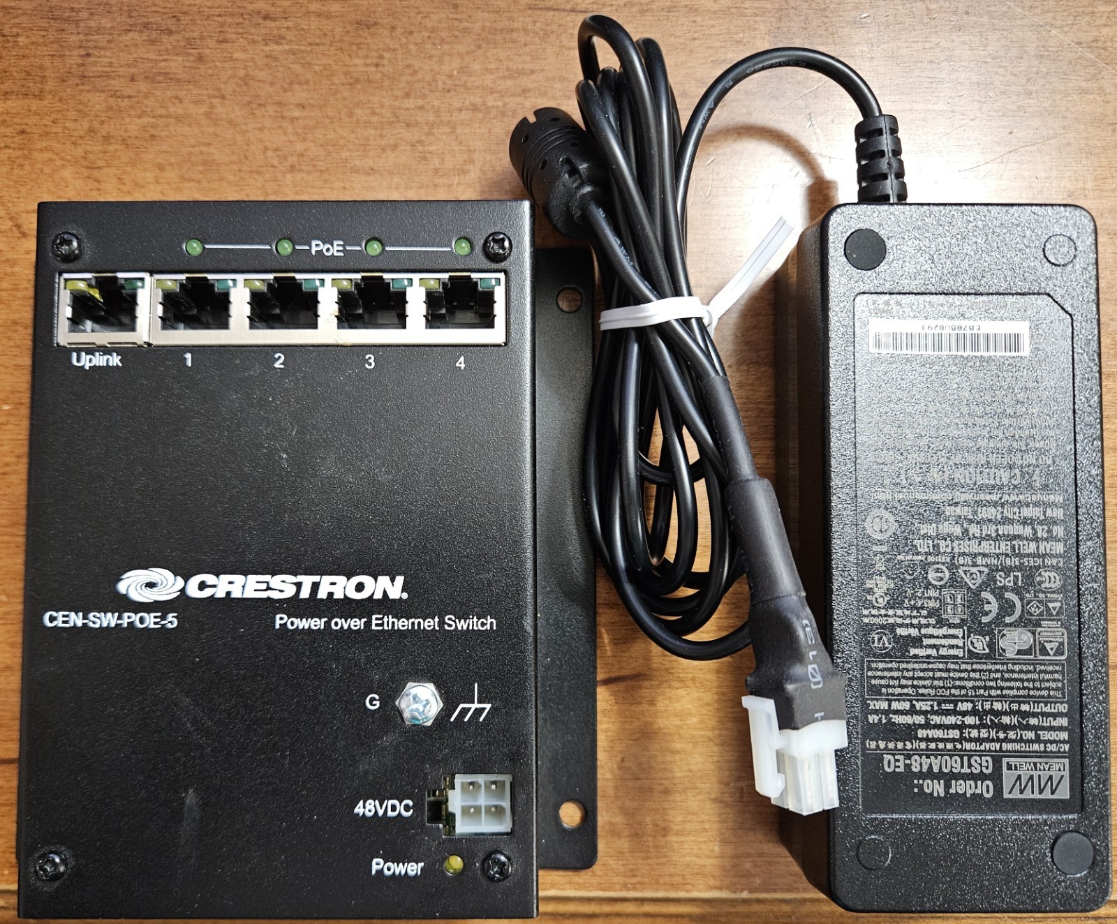 Crestron CEN-SW-POE-5 Power Over Ethernet (6506450) w/Power Supply