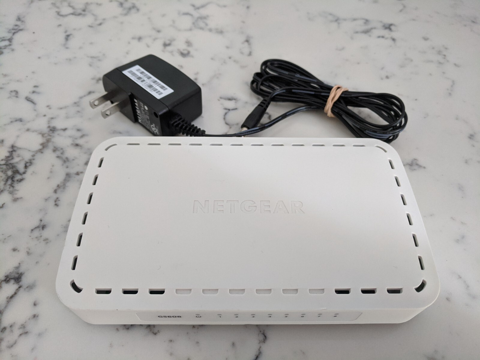 Netgear 8-Port Gigabit Ethernet Switch GS608v4