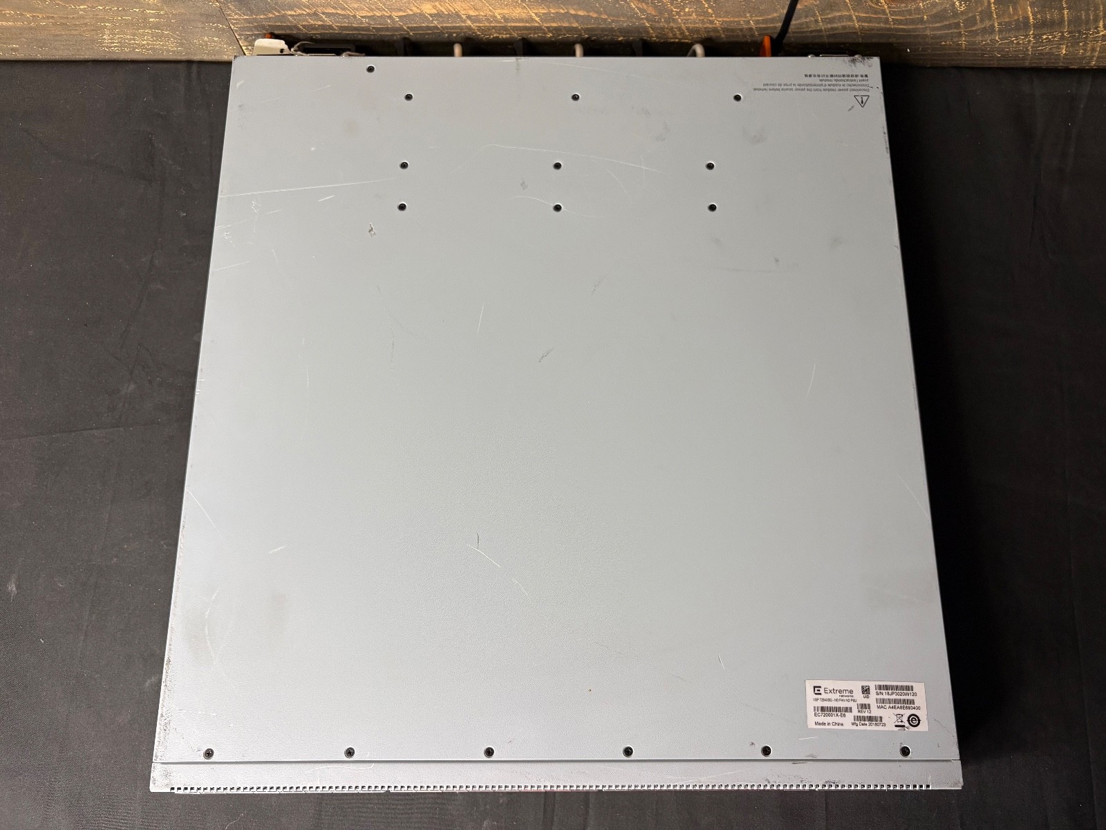 Avaya-Extreme VSP7254XSQ 48 Port Switch EC720001X-E6