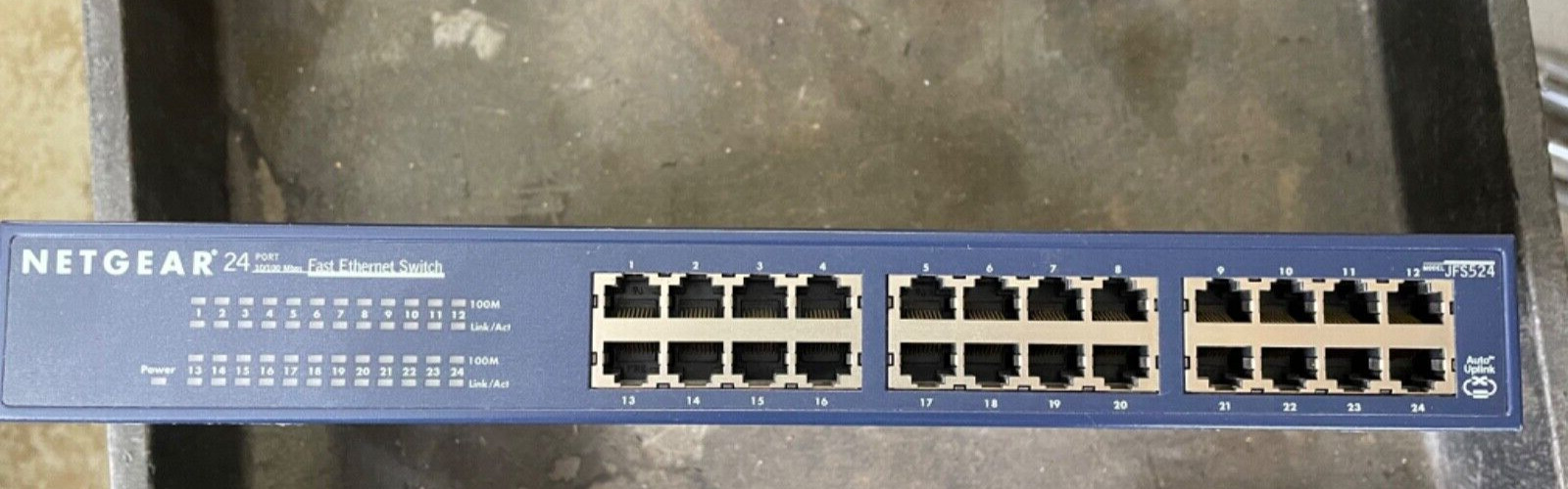 NetGear ProSafe (JFS524) 24-Ports External Switch