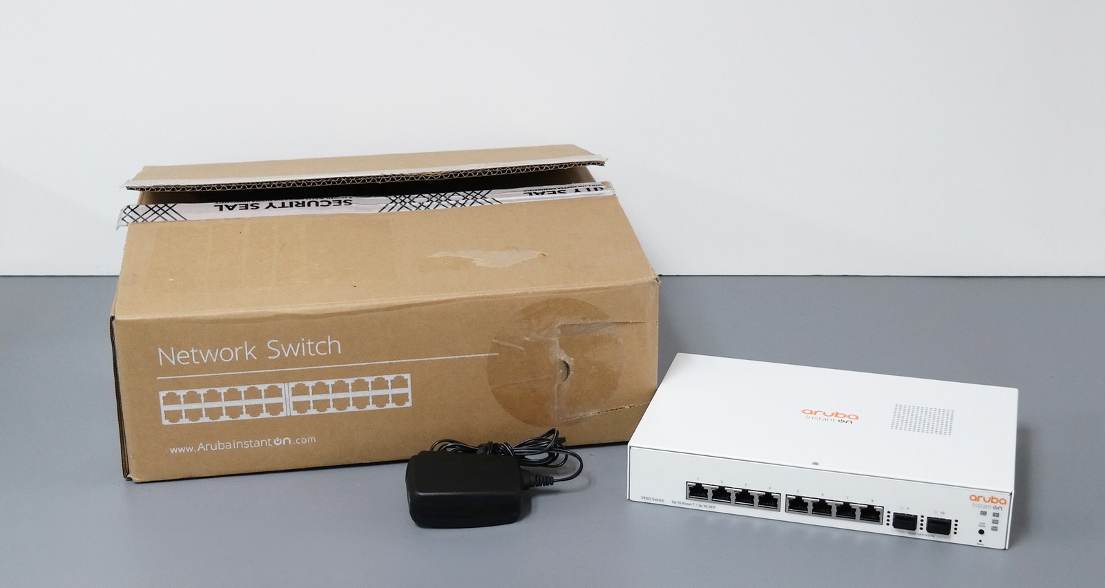 HPE Aruba JL680A#ABA Instant On 1930 8G 2SFP Switch – White