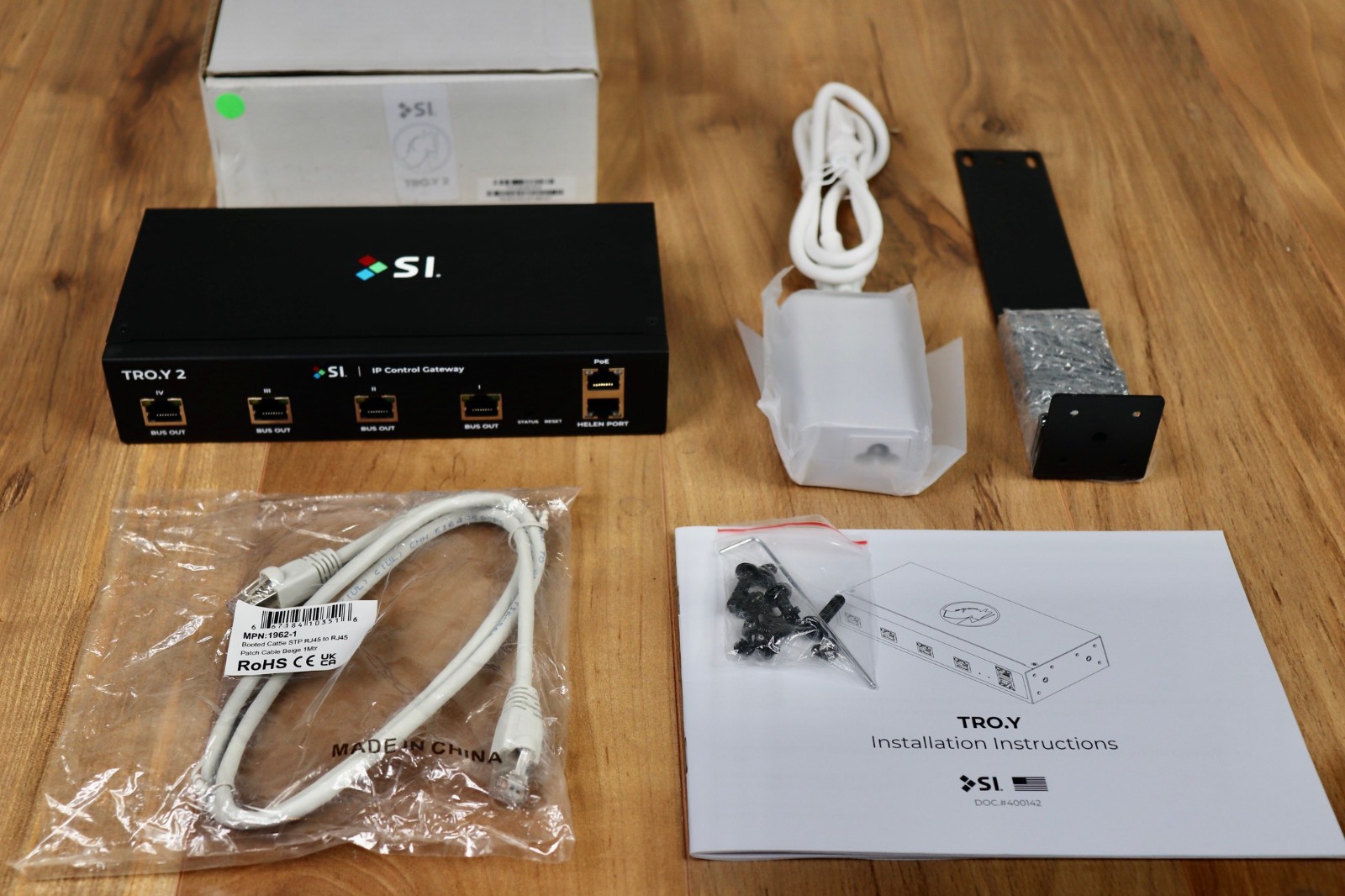 SCREEN INNOVATIONS TRO.Y 2 WIRED & WIRELESS IP/POE CONTROL GATEWAY