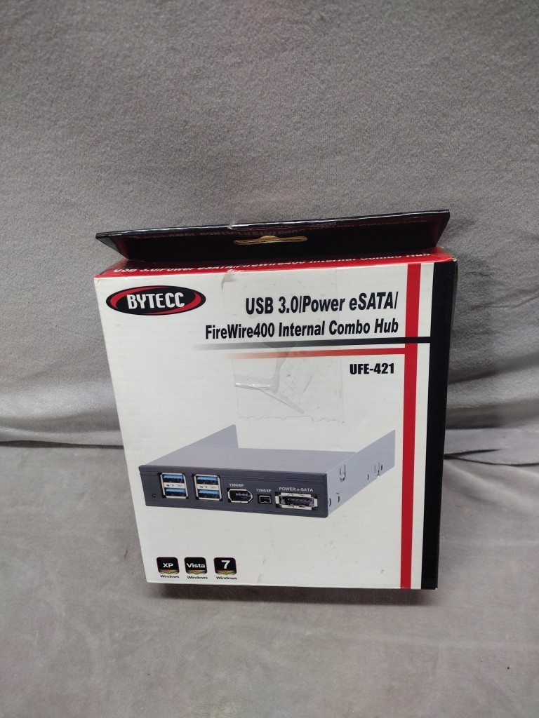 Bytecc UFE-421 Bytecc 3.5 in. USB3.0-Firewire 400-POWER e-SATA Combo Internal…