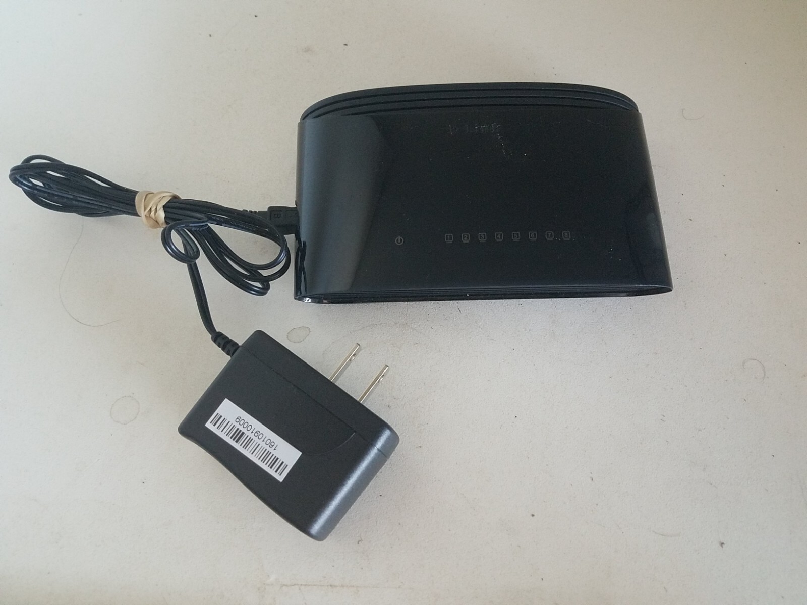 D-Link DGS 1008G BGS1008GA 8 Port Ethernet Switch