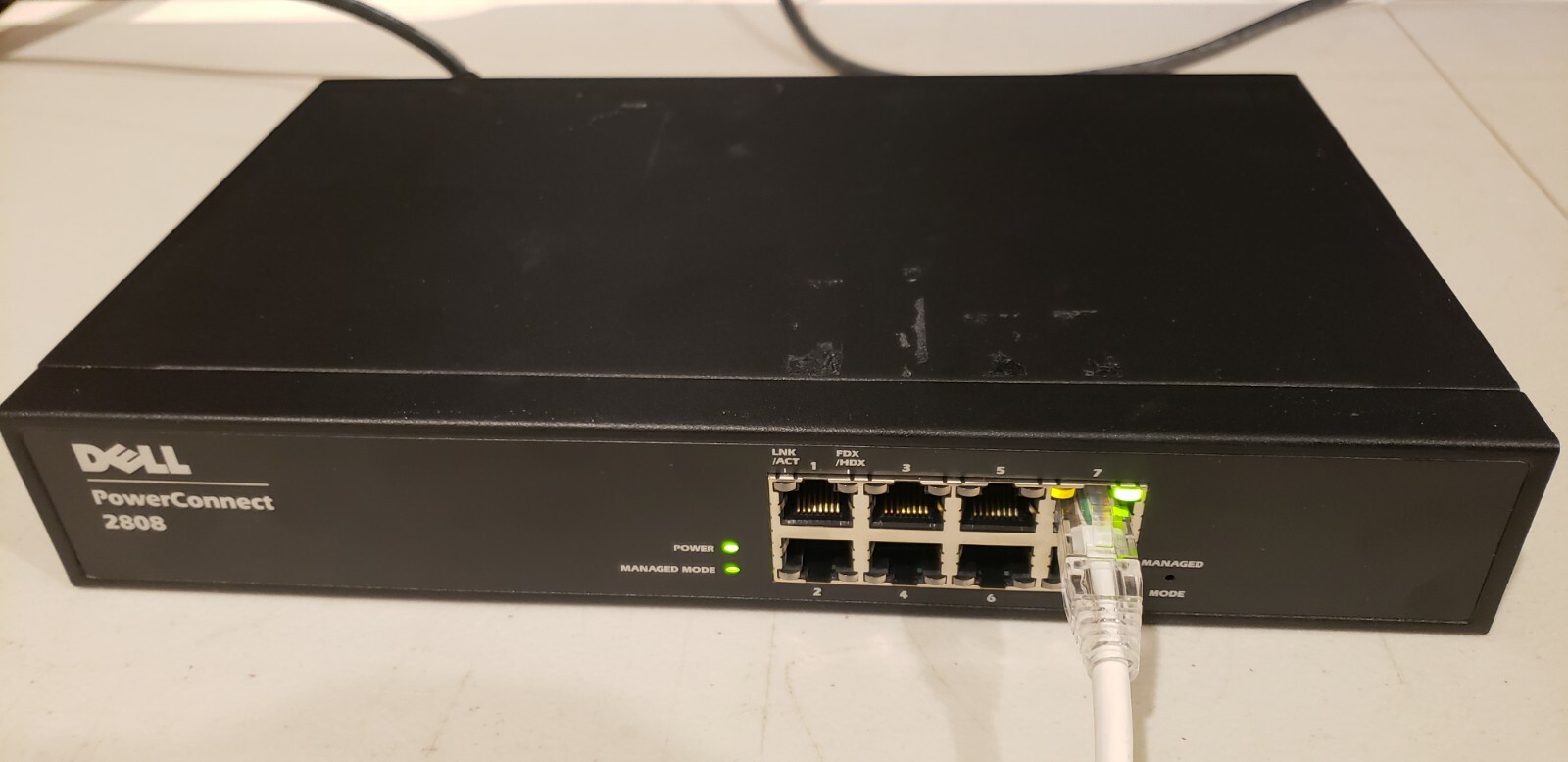 Dell PowerConnect 2808, 8 1GbE Ports, Web Managed