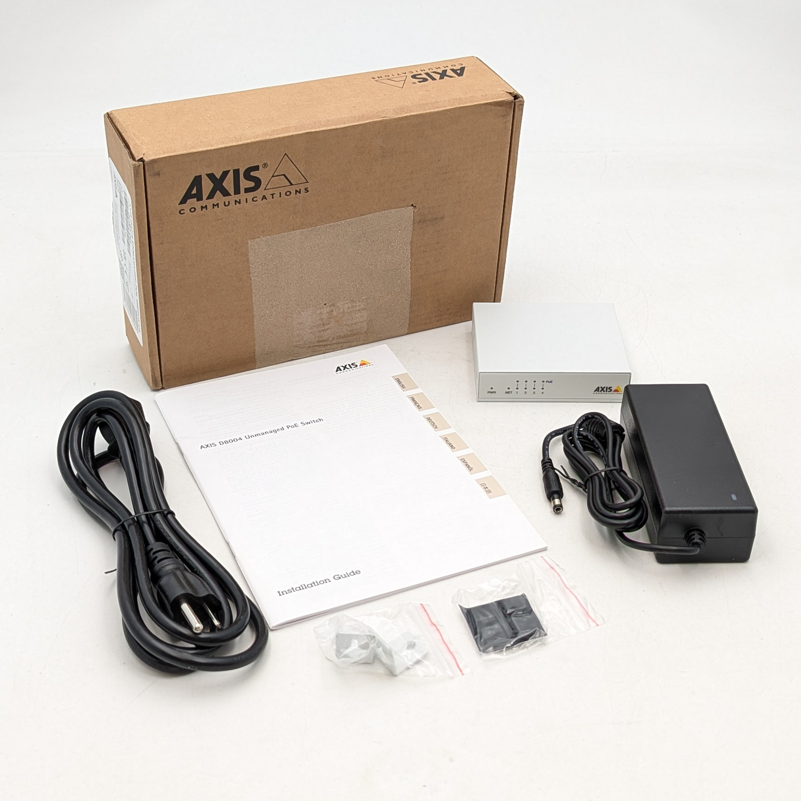 Axis D8004 Unmanaged PoE Switch 4-Channel 5-Port Mini Server (02101-004) White