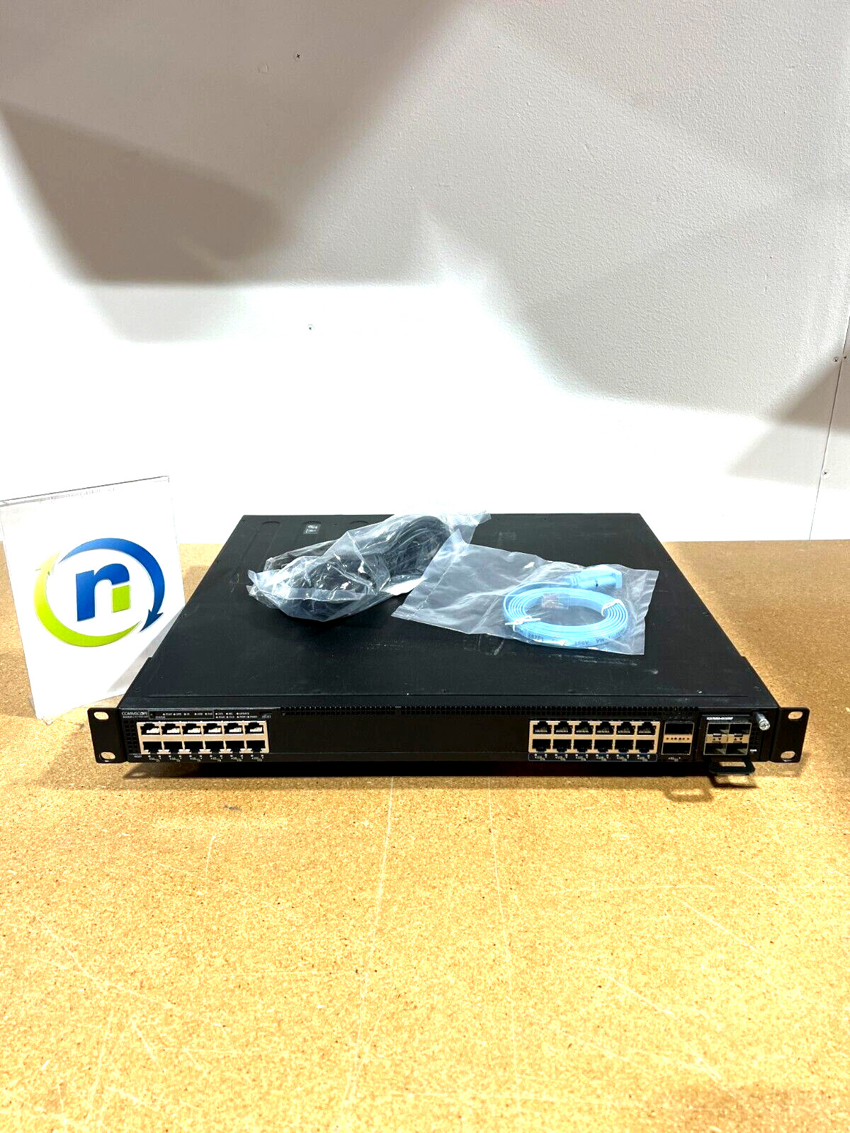 Ruckus ICX7550-24ZP-E2 24-Port mGbE PoE++ Switch w/ ICX7650-4X10GF – 1 Yr Wrnty
