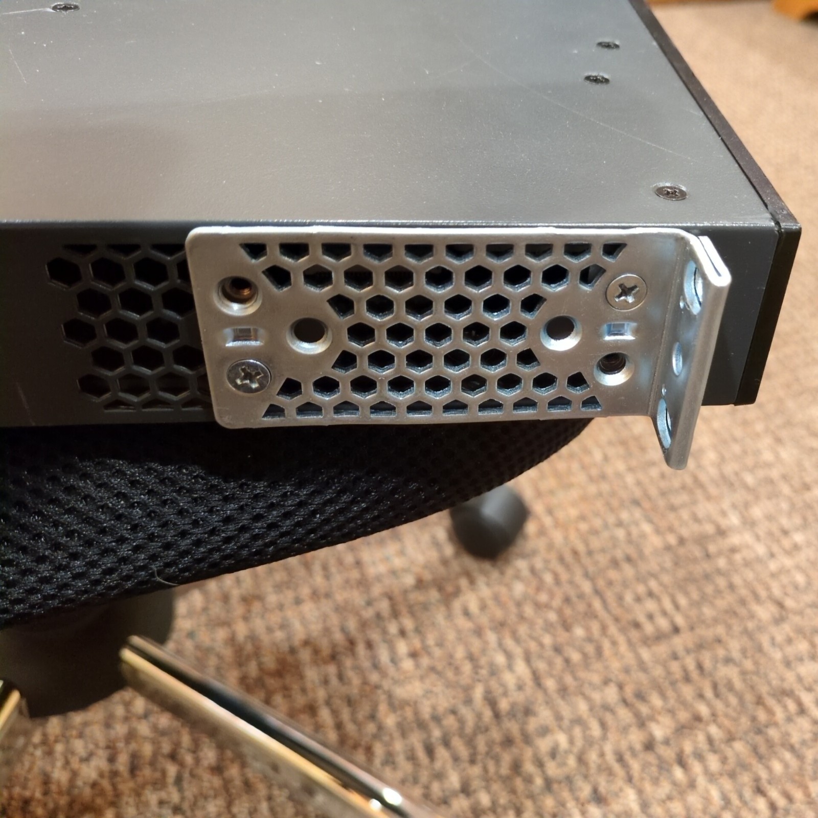 Cisco WS-C3650-48TQ-L – 52 Ports Fully Managed Ethernet Switch (LAN Base)