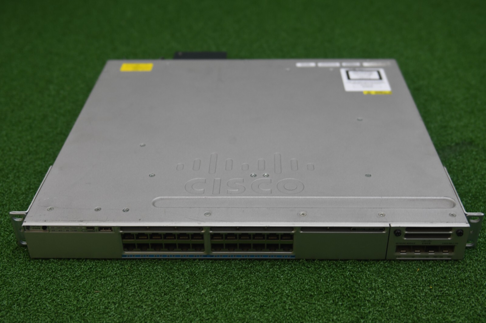 Cisco WS-C3850-24XU-E C3850 24 Port UPoE IPServicesk9 Switch – 1YrWty