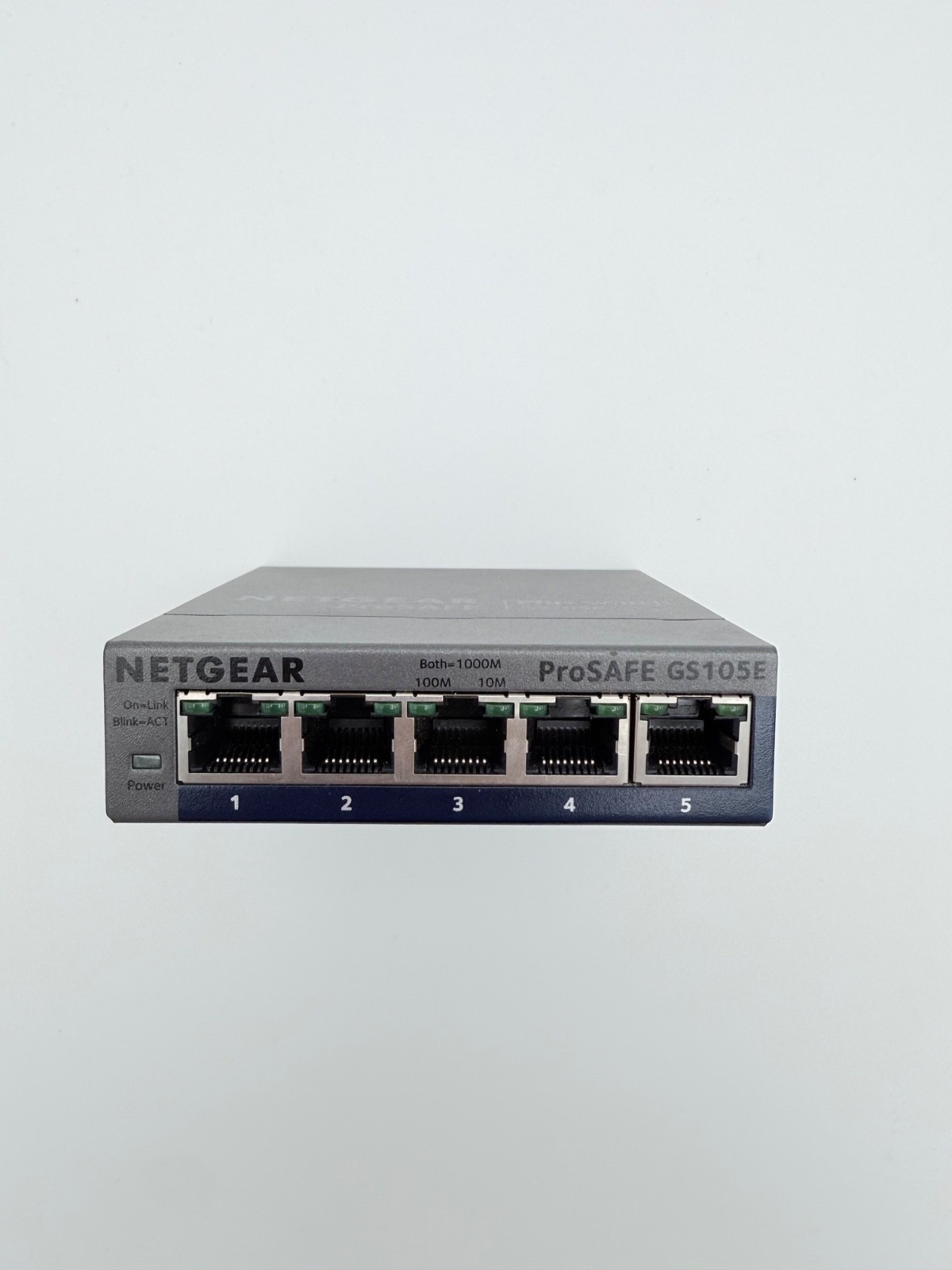 NetGear ProSafe Plus (GS105E-100NAS) 5-Ports External Ethernet Switch
