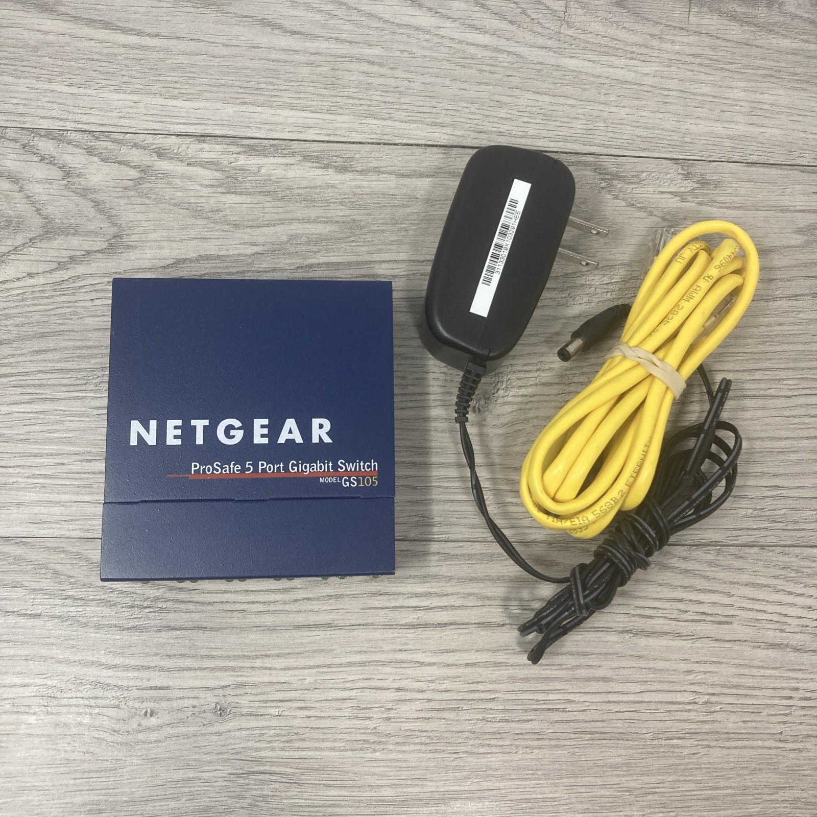 NETGEAR ProSAFE 5 Port Managed Smart Gigabit Switch GS105 v4 w/Ethernet & Cord
