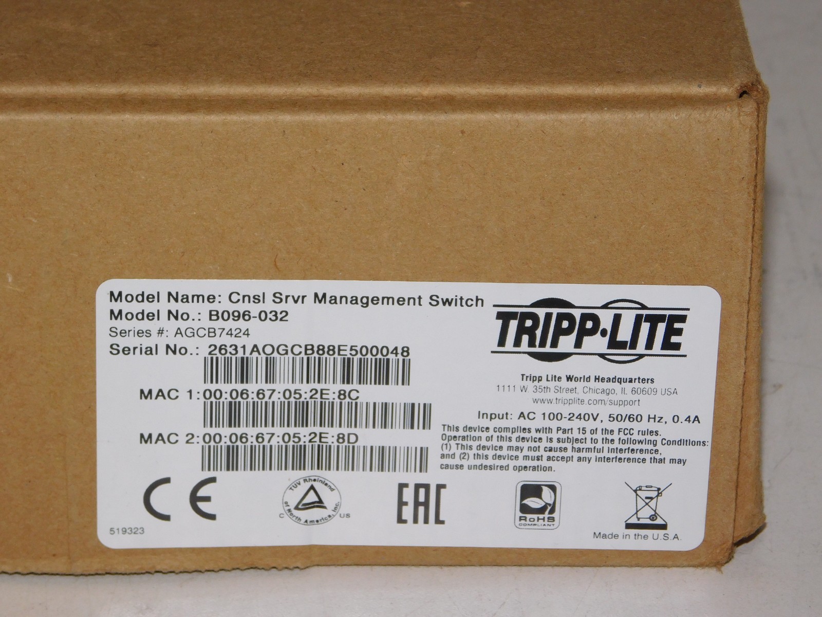 New Tripp Lite B096-032 Console Server Management Switch 32 Port Serial Unit USA