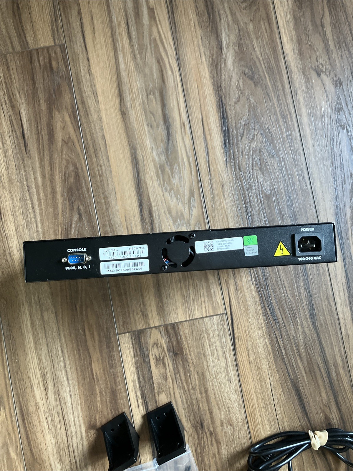 Dell Powerconnect 2824 24 Port Gigabit Ethernet Switch w/ Rack Ears Mount