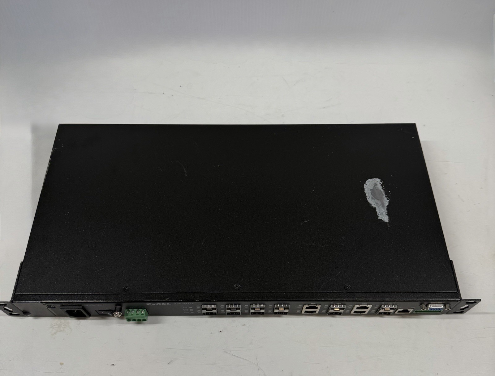 Zyxel MGS-3712F 8-port GbE L2 Switch, 4 GbE Uplink Ports