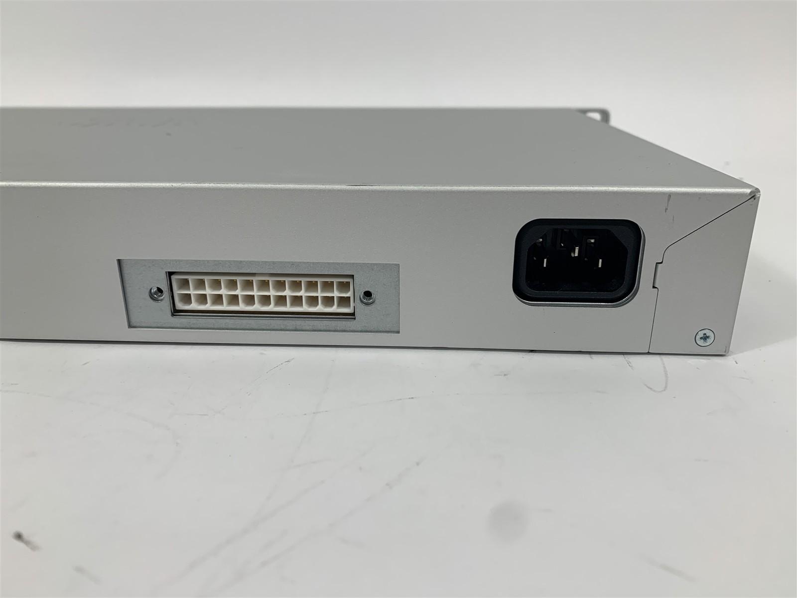 Cisco Meraki MS225-24-HW 24-Port GBE SFP+ Non-PoE Switch Unclaimed