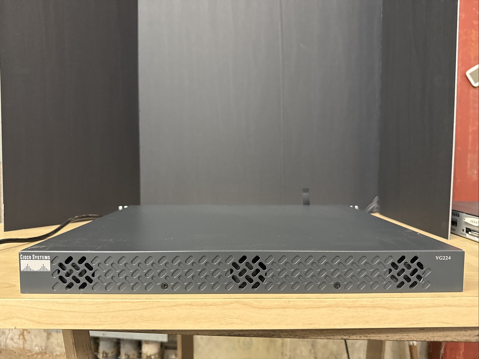 Cisco VG224 24-Port VoIP Analog Gateway – 5-Star Certified