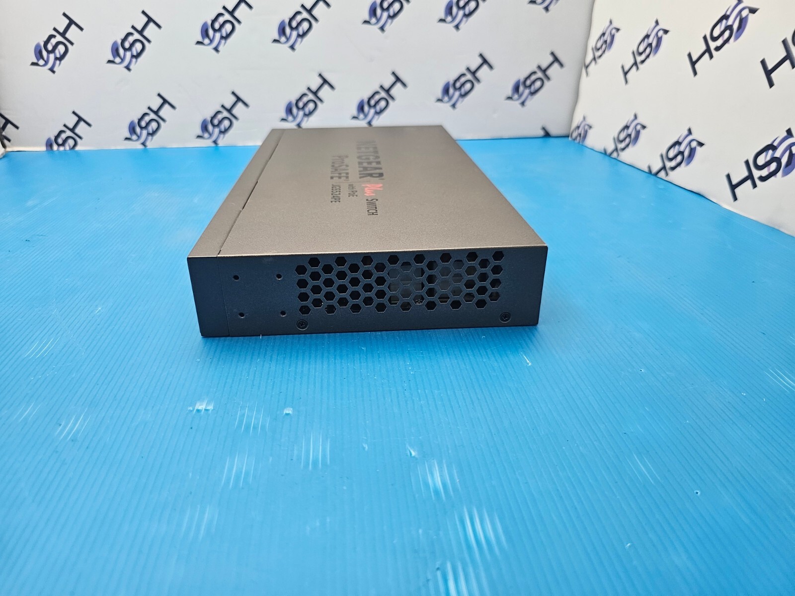 NetGear JGS524PE ProSafe Plus 24-Port Gigabit 12xPoE Ethernet Network Switch