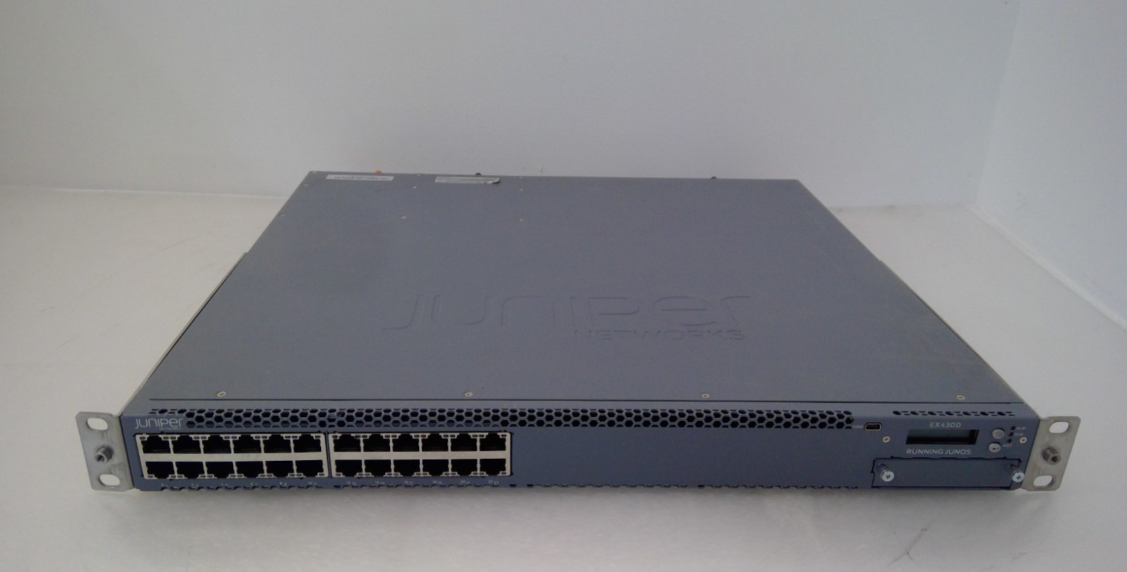 Juniper Networks EX4300-24T-TAA EX4300 24-Port GBASET POE-Switch W/PSU