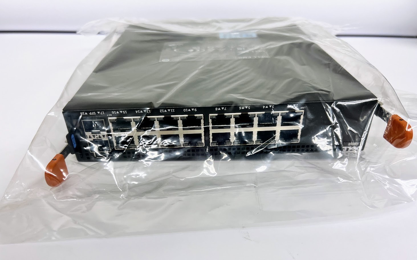 NEW Dell EMC X1018 16x1GbE RJ45 2x1GbE SFP SWITCH TXG9G