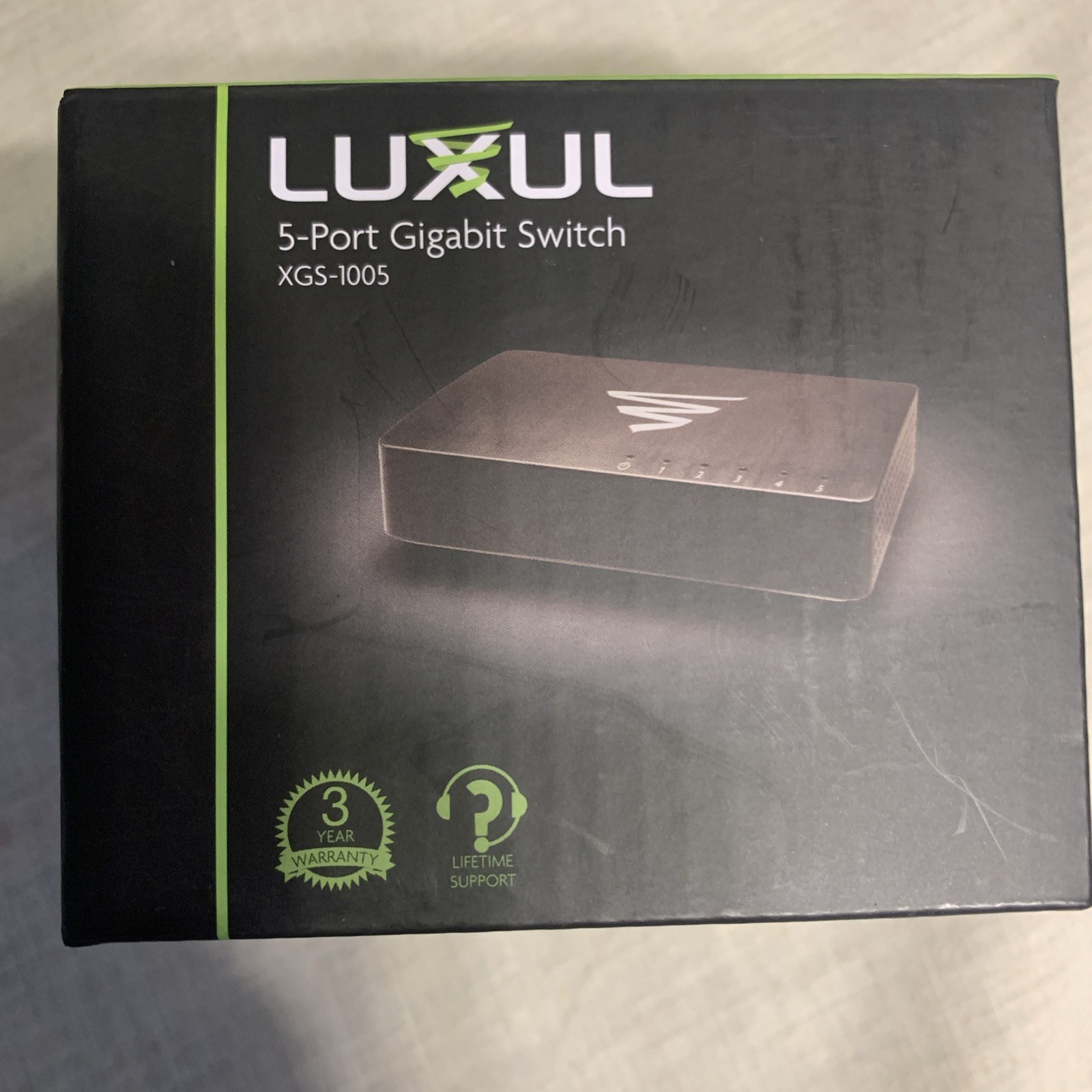 Luxul 5 Port Gigabyte Switch XGS-1005