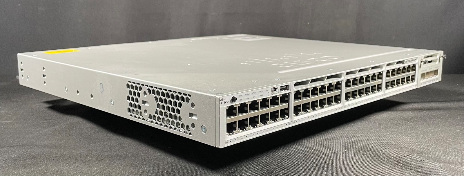 Cisco WS-C3850-48U-S 48 Port UPOE Gigabit Switch – Same Day Shipping