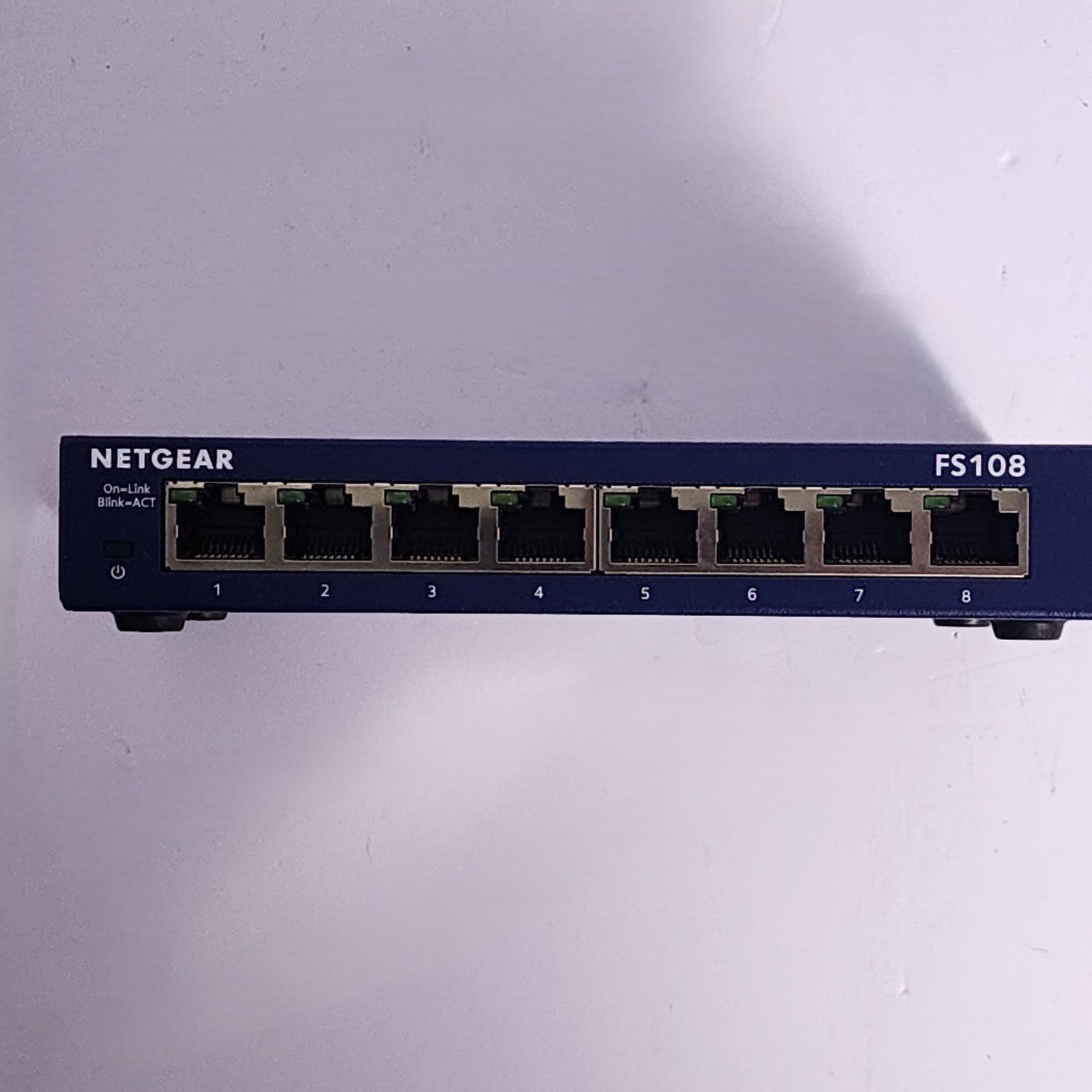 Netgear ProSAFE FS108 Fast Ethernet Switch based