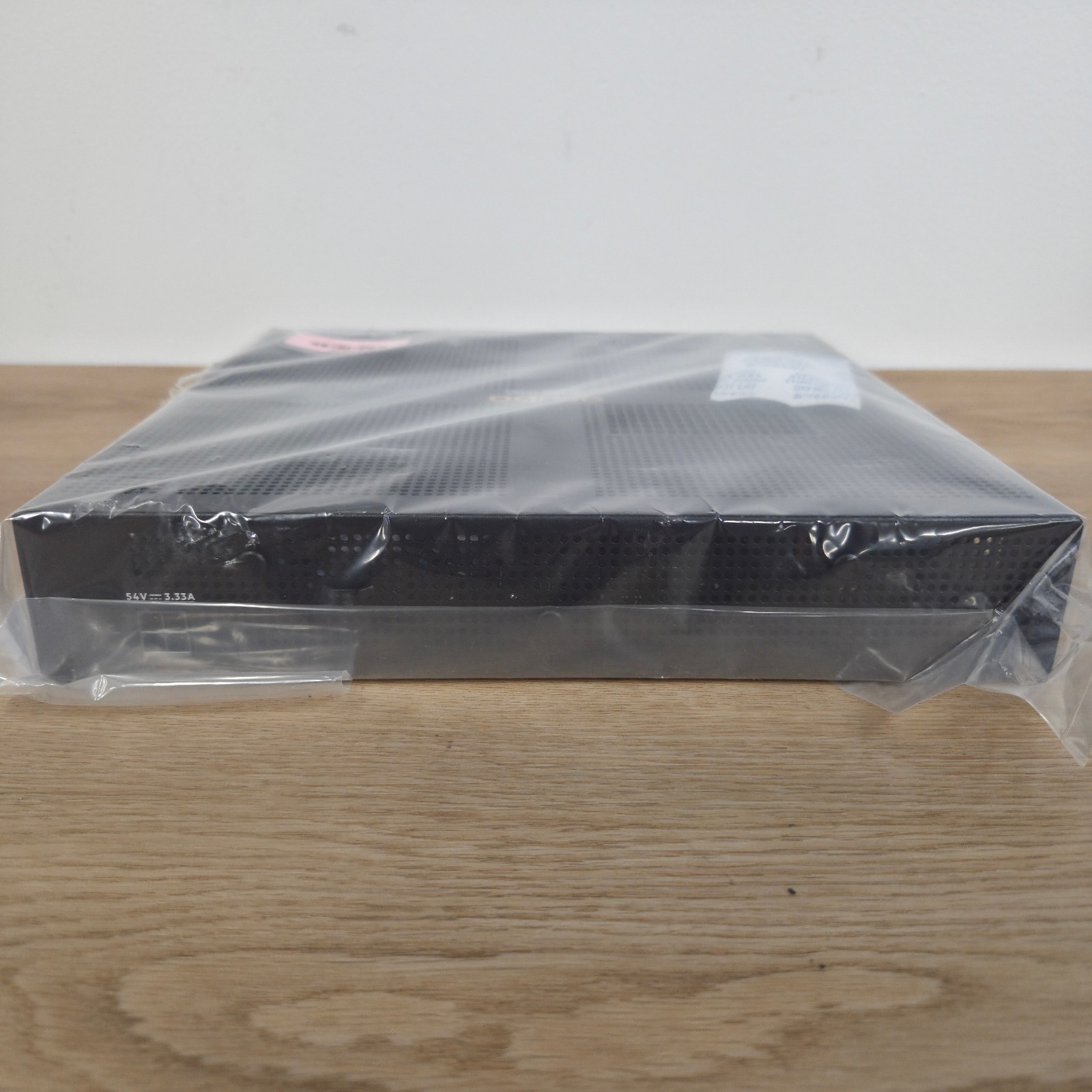 HPE Aruba JL258A 8-Port PoE Gigabit Switch