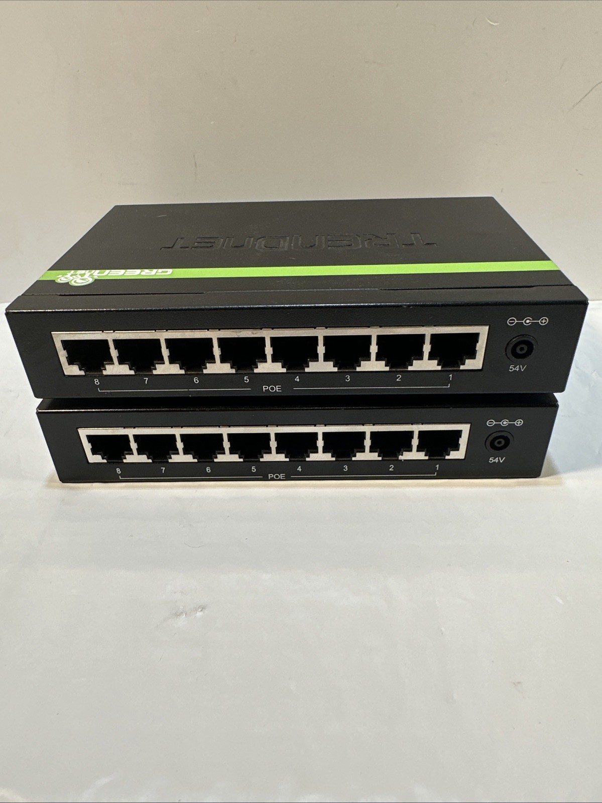 Lot Of 2 TRENDnet TPE-TG80g/A H/W:V4.1R 8-Port Gigabit Switch/No Ac Adapter